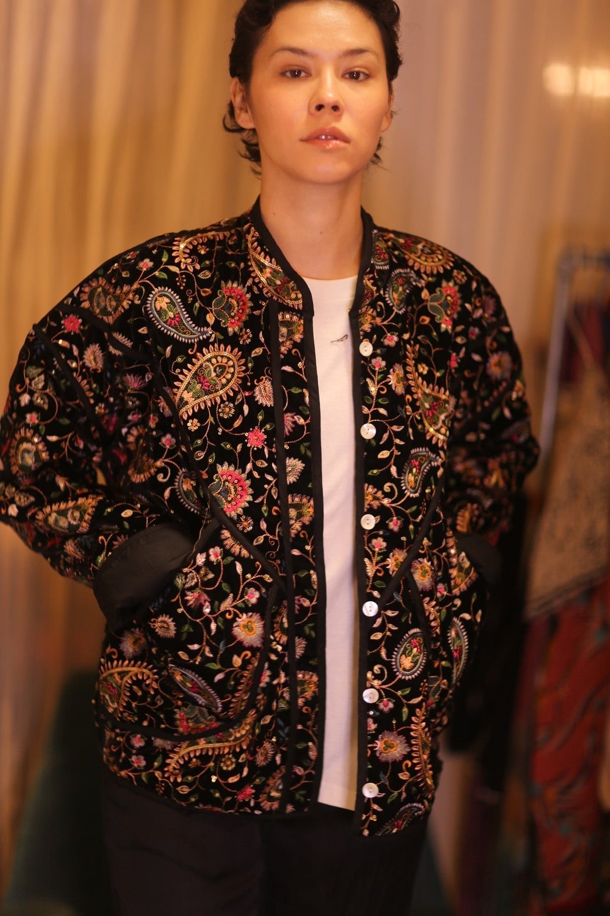 EMBROIDERED VELVET JACKET HYO - MOMO STUDIO BERLIN - Berlin Concept Store - sustainable & ethical fashion