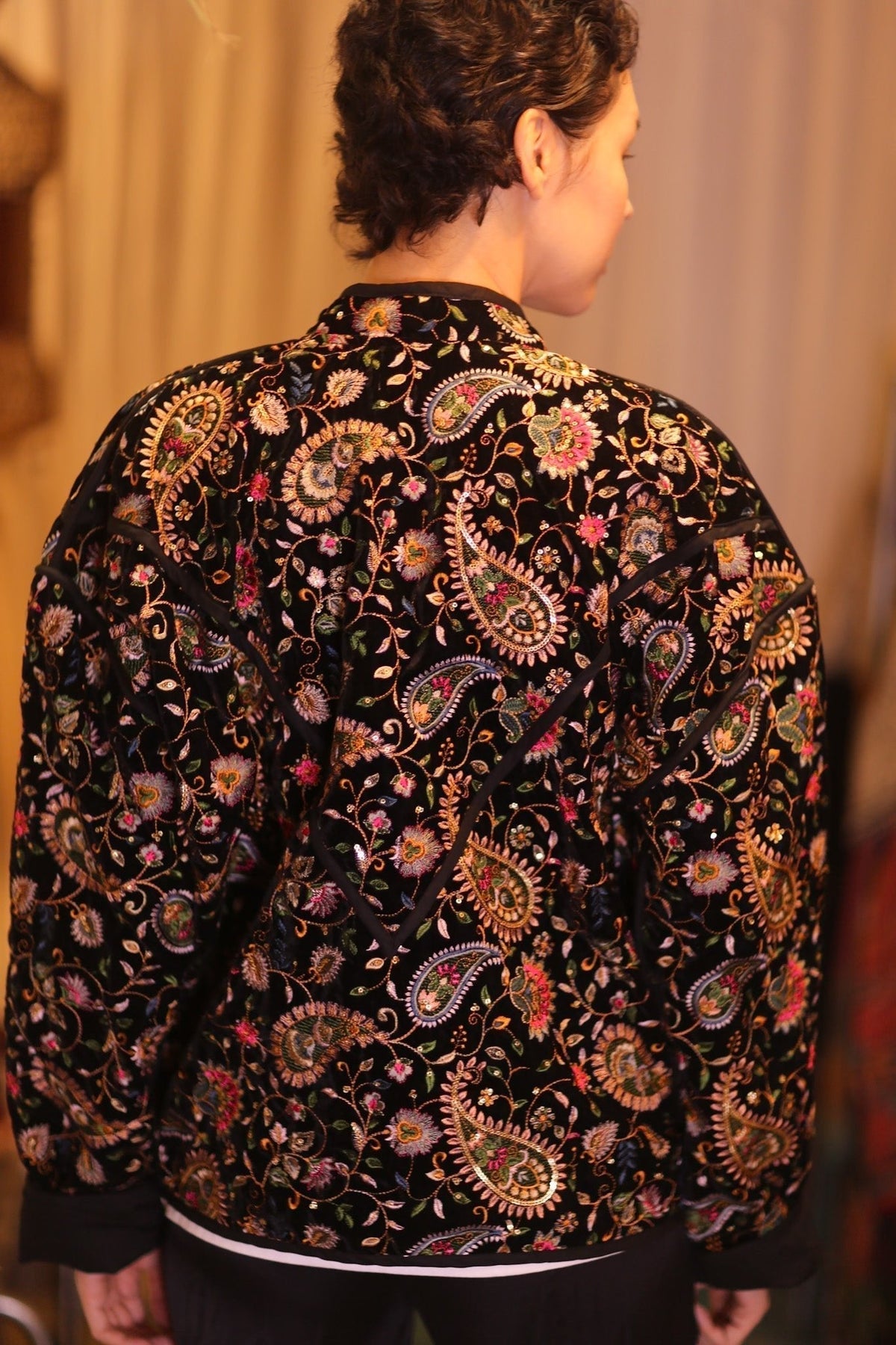 EMBROIDERED VELVET JACKET HYO - MOMO STUDIO BERLIN - Berlin Concept Store - sustainable & ethical fashion