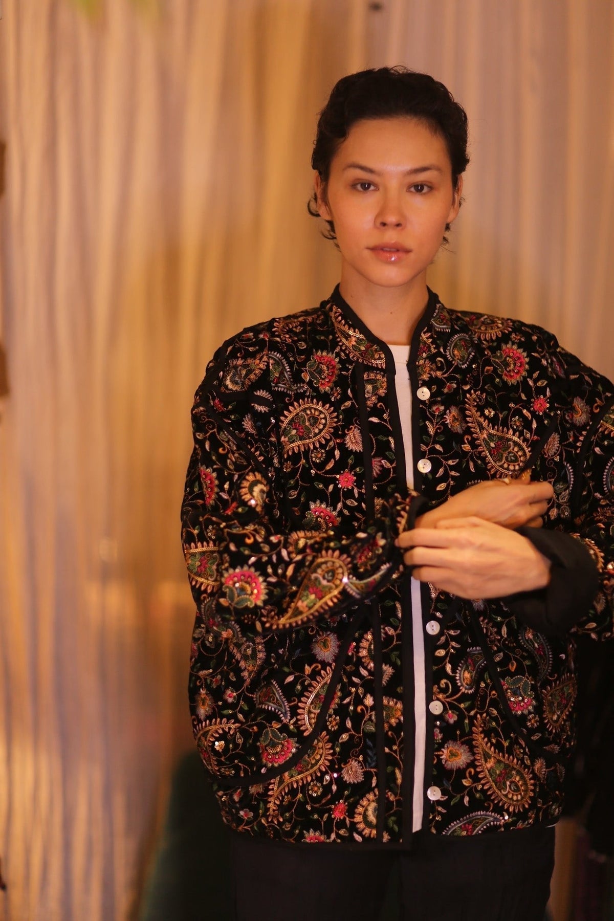 EMBROIDERED VELVET JACKET HYO - MOMO STUDIO BERLIN - Berlin Concept Store - sustainable & ethical fashion