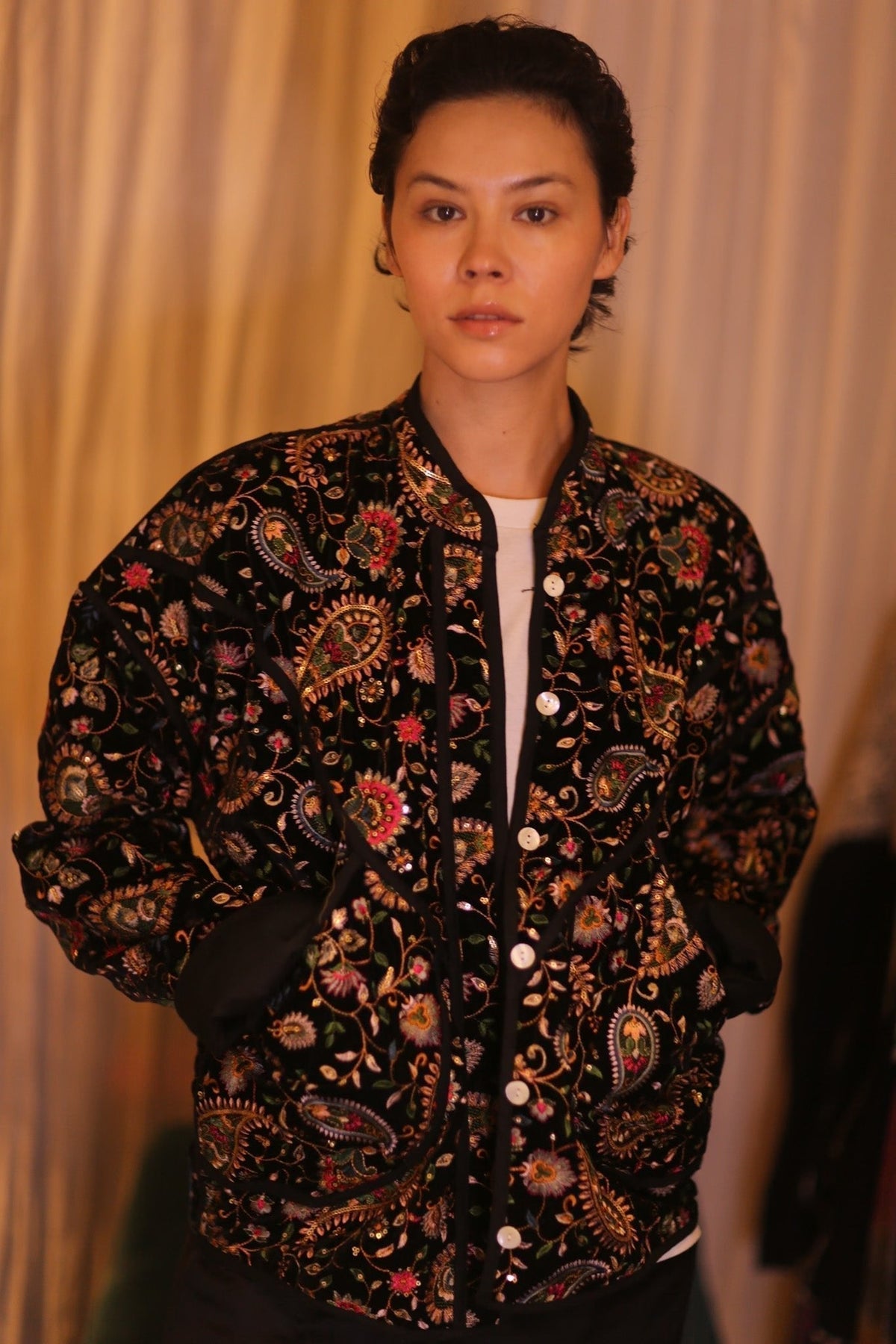 EMBROIDERED VELVET JACKET HYO - MOMO STUDIO BERLIN - Berlin Concept Store - sustainable & ethical fashion