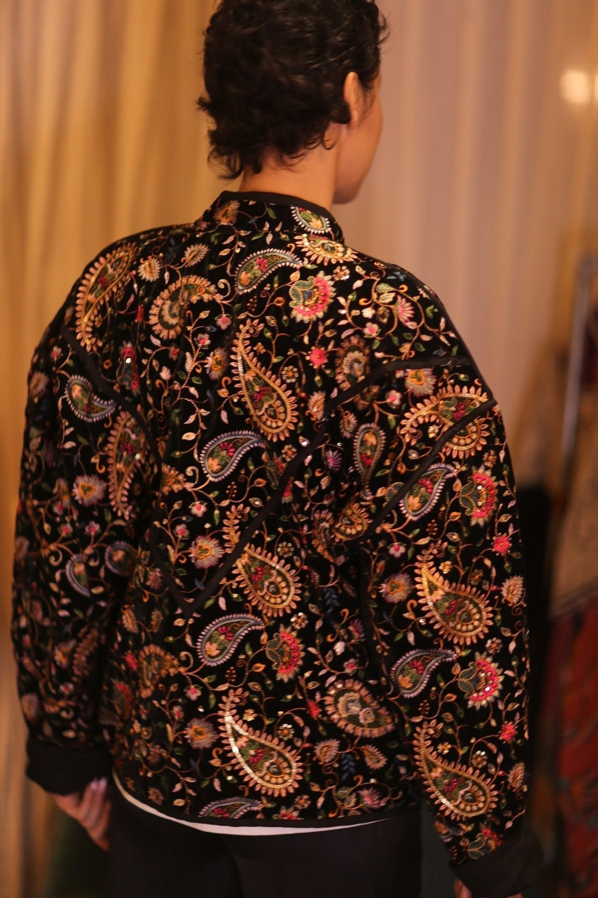 EMBROIDERED VELVET JACKET HYO - MOMO STUDIO BERLIN - Berlin Concept Store - sustainable & ethical fashion