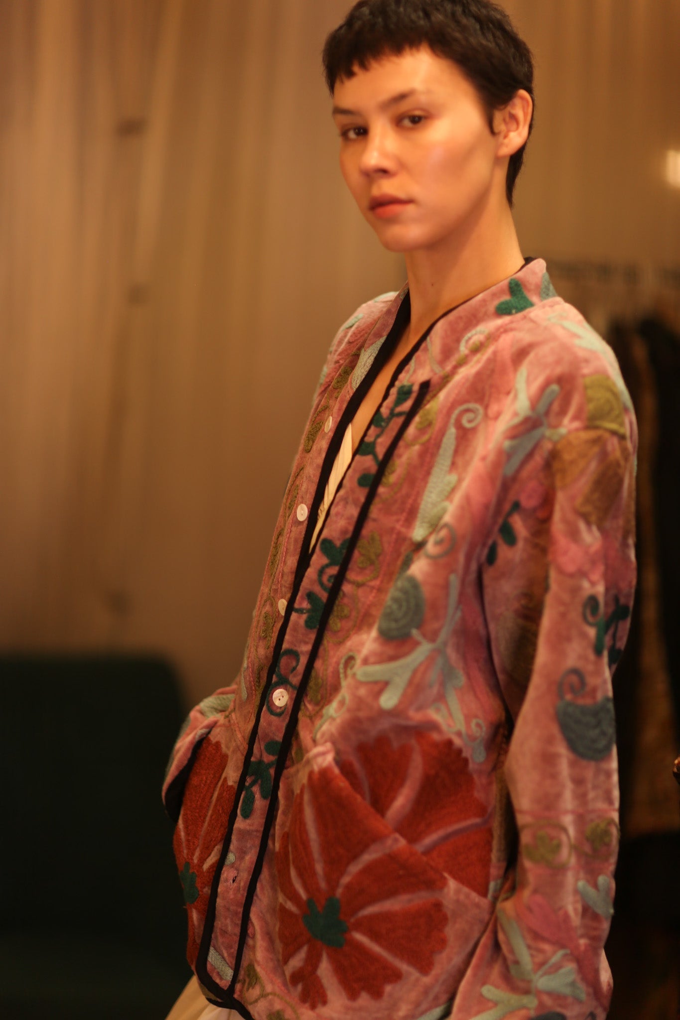 EMBROIDERED VELVET JACKET LADA - MOMO STUDIO BERLIN - Berlin Concept Store - sustainable & ethical fashion