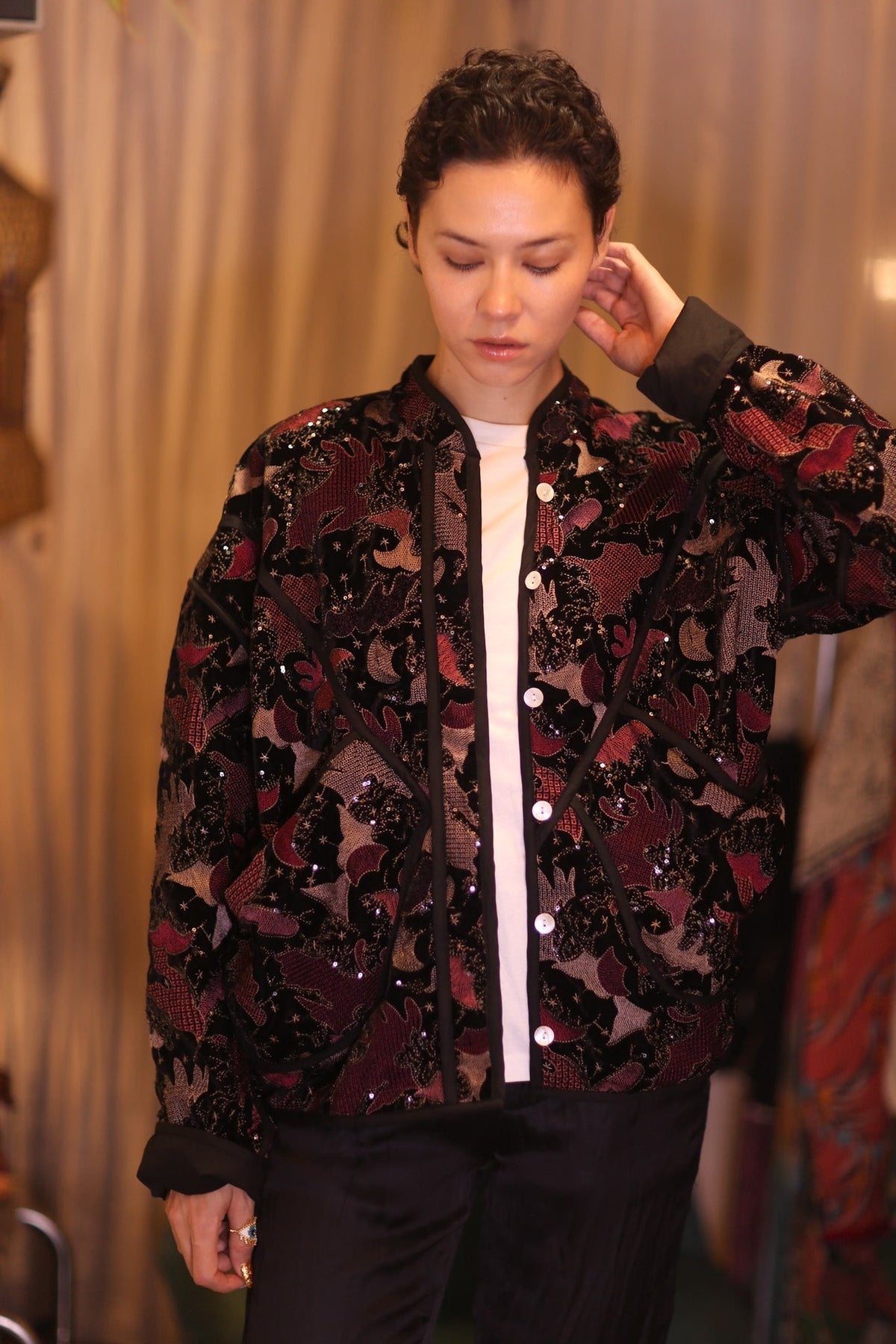 EMBROIDERED VELVET JACKET NYX - MOMO STUDIO BERLIN - Berlin Concept Store - sustainable & ethical fashion