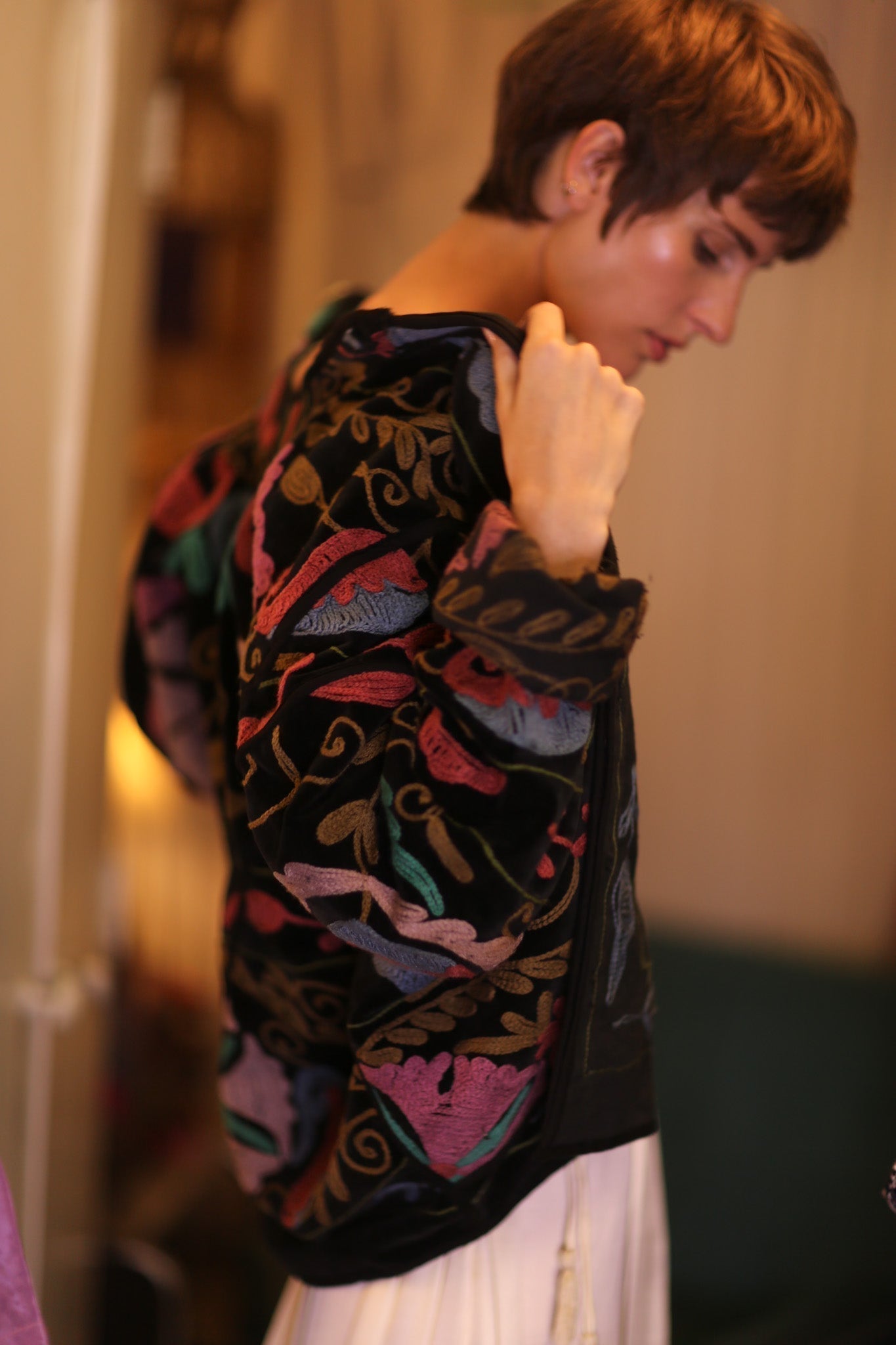 EMBROIDERED VELVET JACKET VIVID - MOMO STUDIO BERLIN - Berlin Concept Store - sustainable & ethical fashion