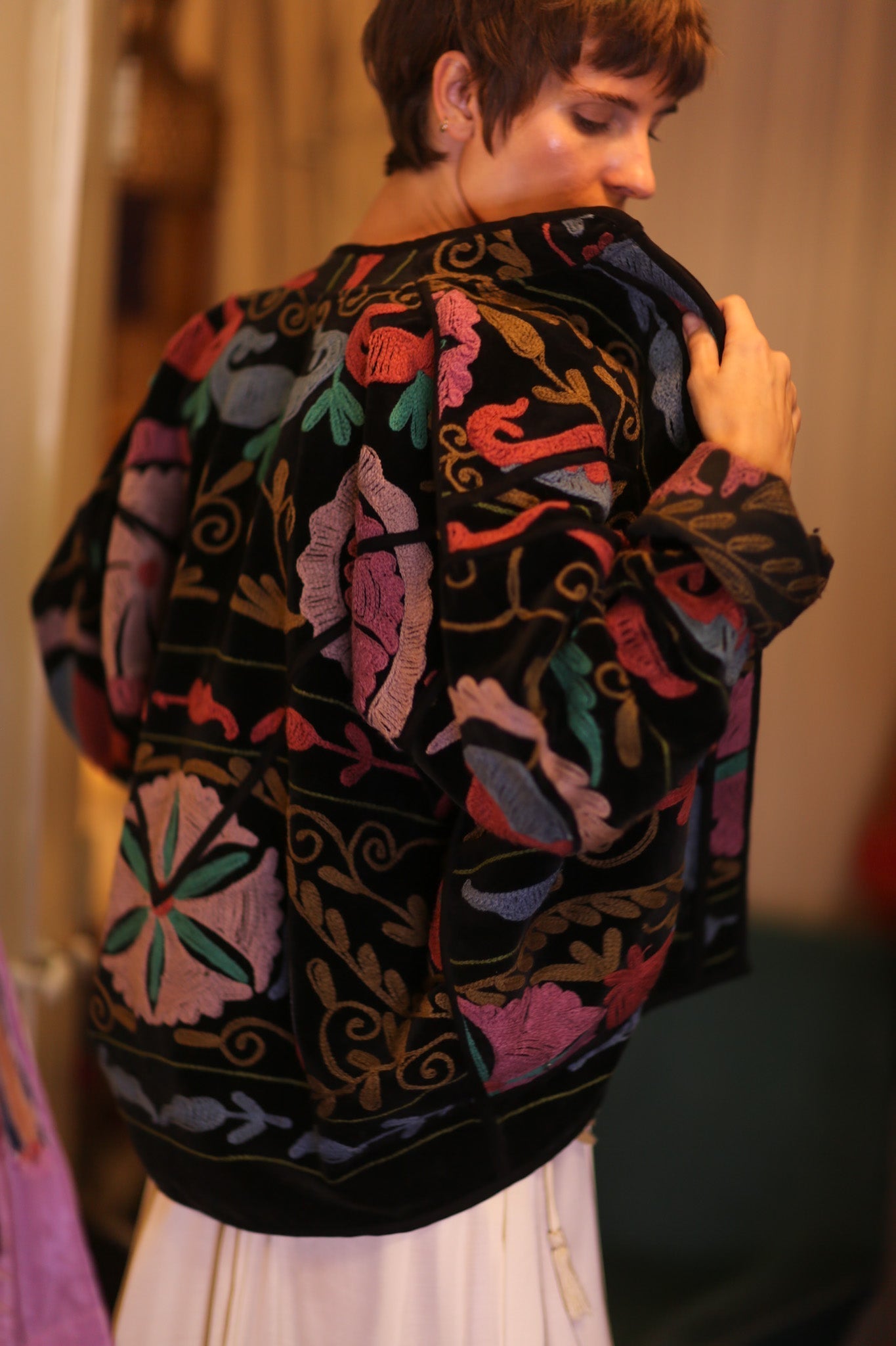EMBROIDERED VELVET JACKET VIVID - MOMO STUDIO BERLIN - Berlin Concept Store - sustainable & ethical fashion