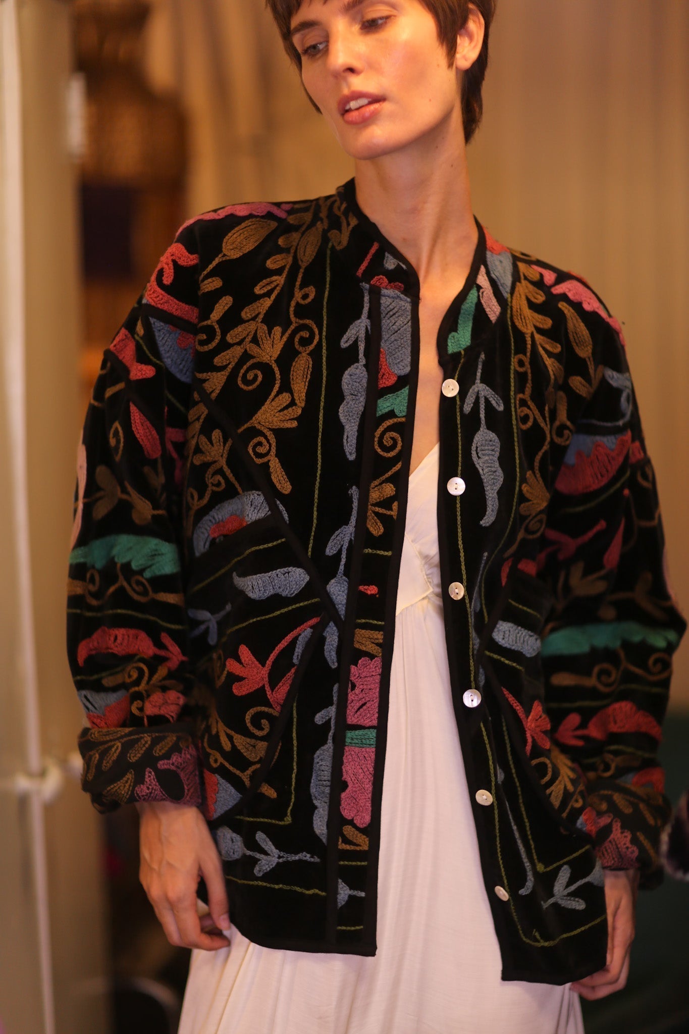 EMBROIDERED VELVET JACKET VIVID - MOMO STUDIO BERLIN - Berlin Concept Store - sustainable & ethical fashion