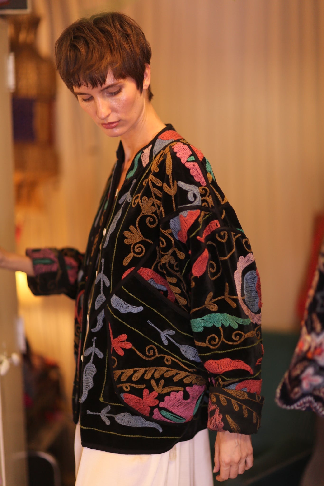 EMBROIDERED VELVET JACKET VIVID - MOMO STUDIO BERLIN - Berlin Concept Store - sustainable & ethical fashion