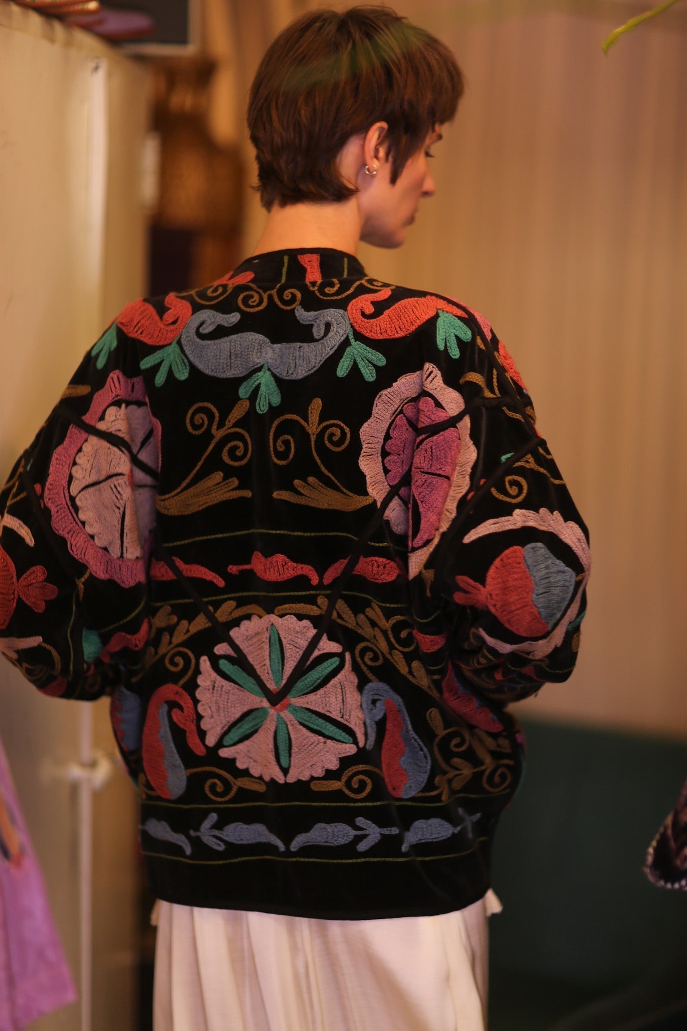 EMBROIDERED VELVET JACKET VIVID - MOMO STUDIO BERLIN - Berlin Concept Store - sustainable & ethical fashion