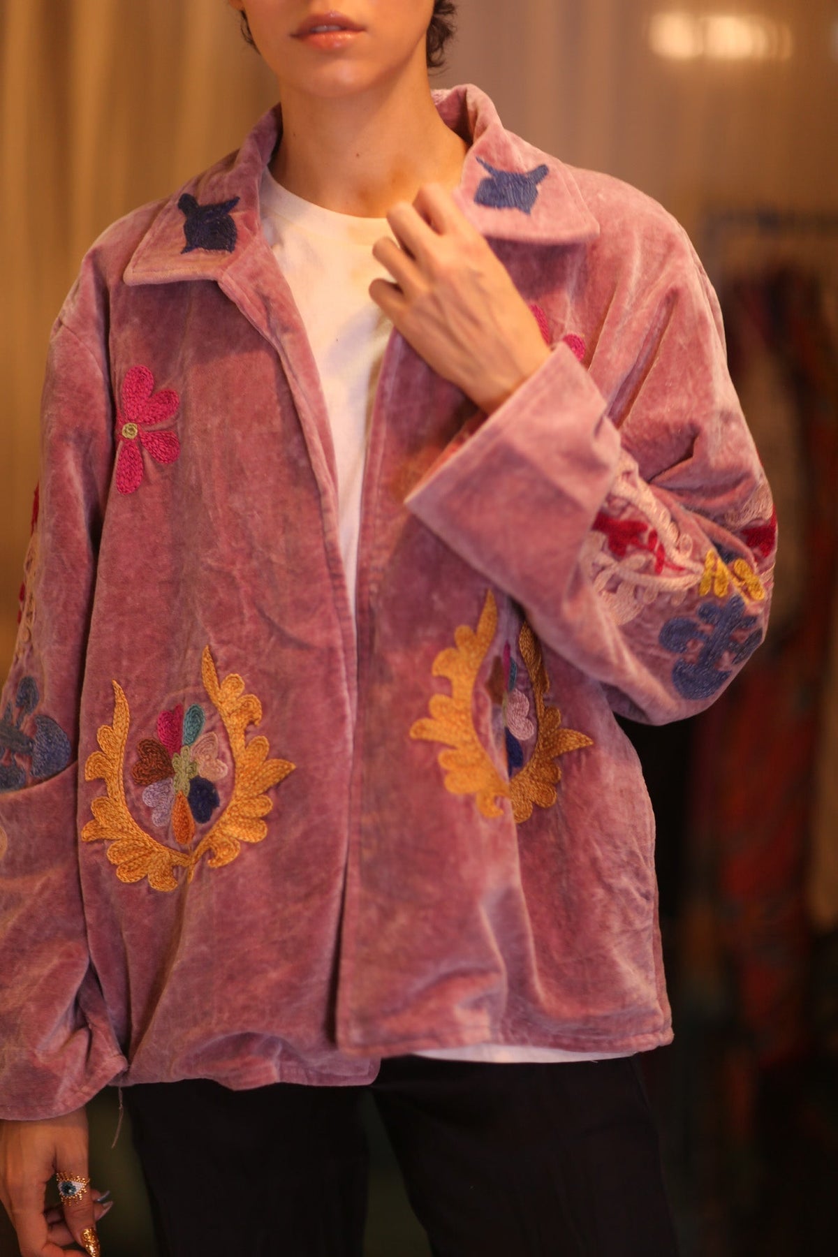 EMBROIDERED VELVET JACKET YEON - MOMO STUDIO BERLIN - Berlin Concept Store - sustainable & ethical fashion