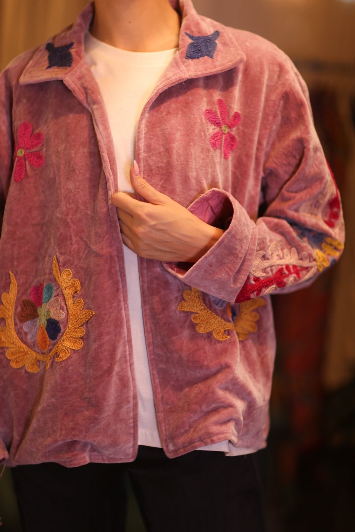 EMBROIDERED VELVET JACKET YEON - MOMO STUDIO BERLIN - Berlin Concept Store - sustainable & ethical fashion