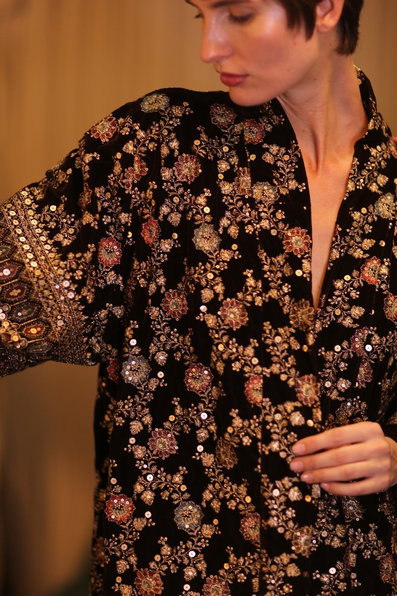 EMBROIDERED VELVET KIMONO COAT MELNU - MOMO STUDIO BERLIN - Berlin Concept Store - sustainable & ethical fashion