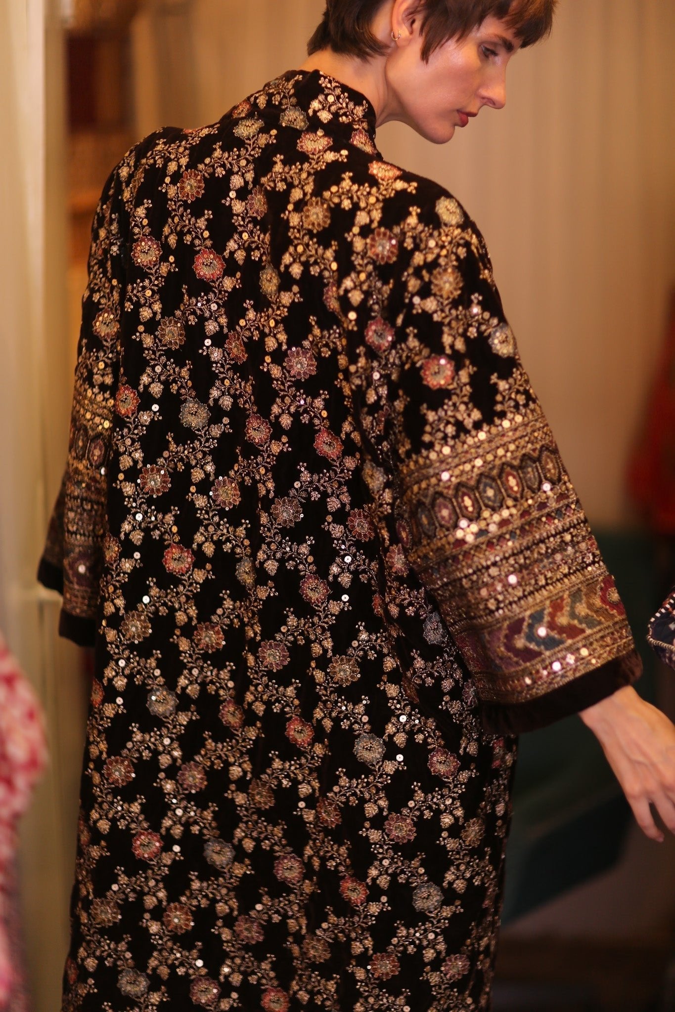 EMBROIDERED VELVET KIMONO COAT MELNU - MOMO STUDIO BERLIN - Berlin Concept Store - sustainable & ethical fashion