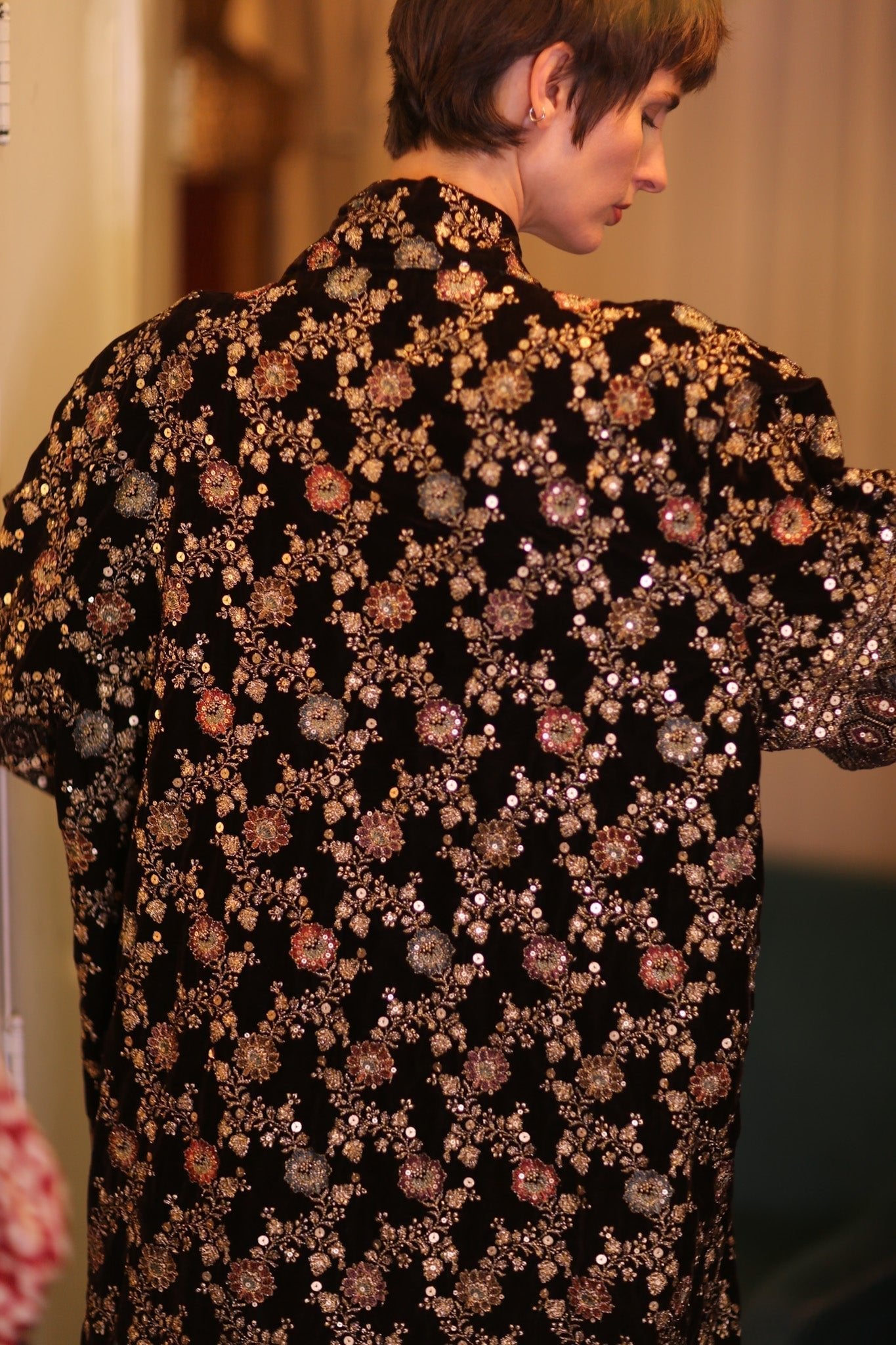 EMBROIDERED VELVET KIMONO COAT MELNU - MOMO STUDIO BERLIN - Berlin Concept Store - sustainable & ethical fashion