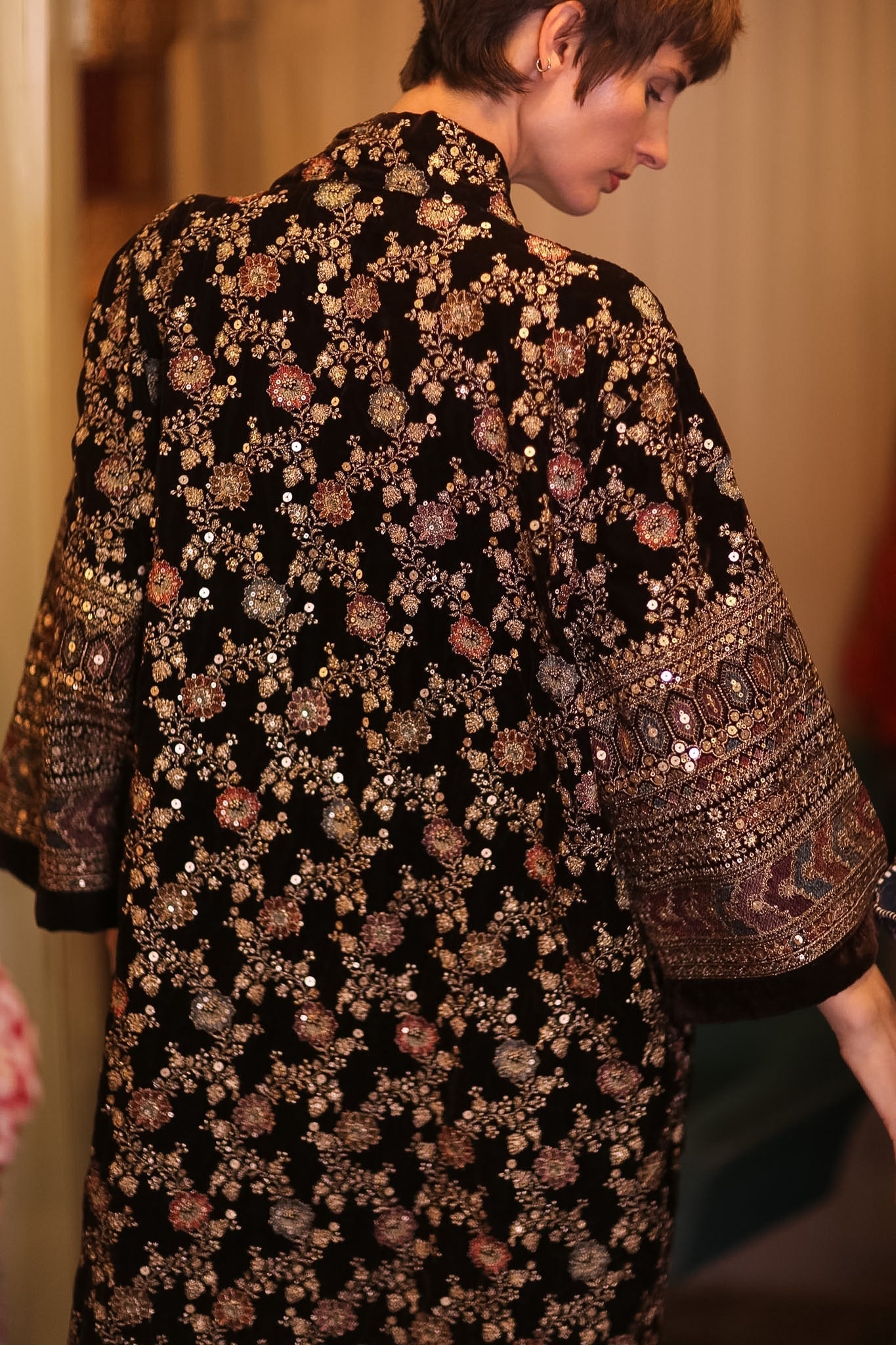 EMBROIDERED VELVET KIMONO COAT MELNU - MOMO STUDIO BERLIN - Berlin Concept Store - sustainable & ethical fashion