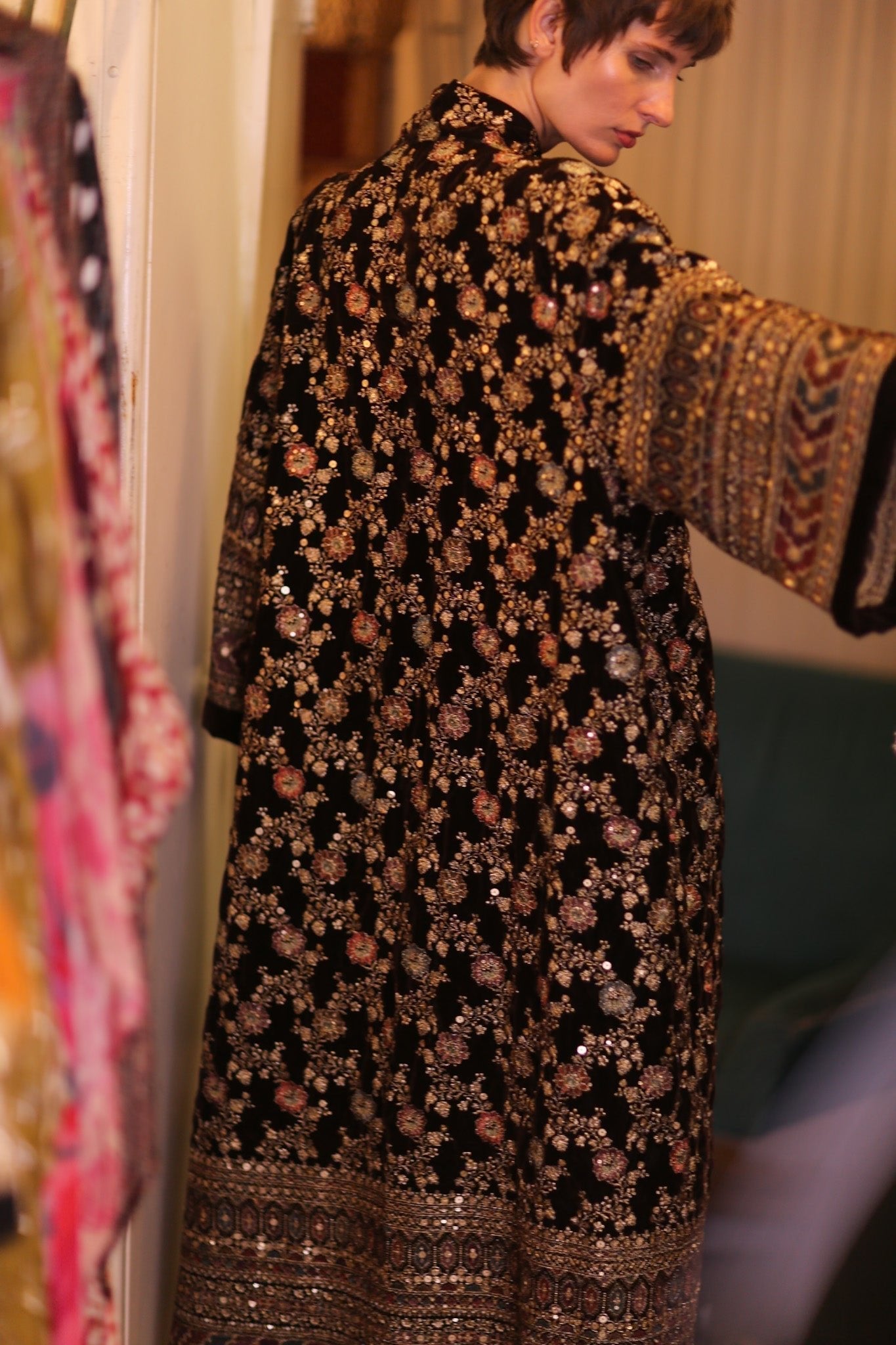 EMBROIDERED VELVET KIMONO COAT MELNU - MOMO STUDIO BERLIN - Berlin Concept Store - sustainable & ethical fashion