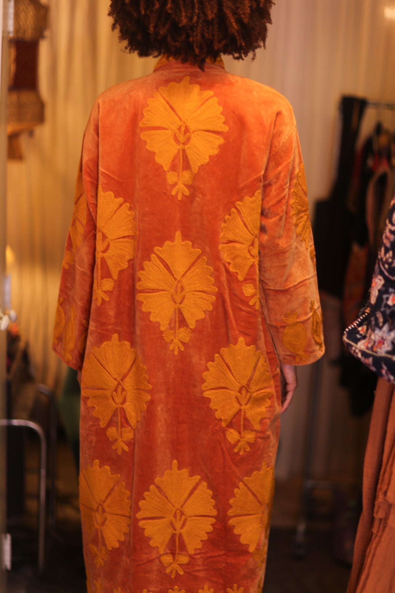 EMBROIDERED VELVET LONG COAT MISCHAL PDIN - MOMO STUDIO BERLIN - Berlin Concept Store - sustainable & ethical fashion