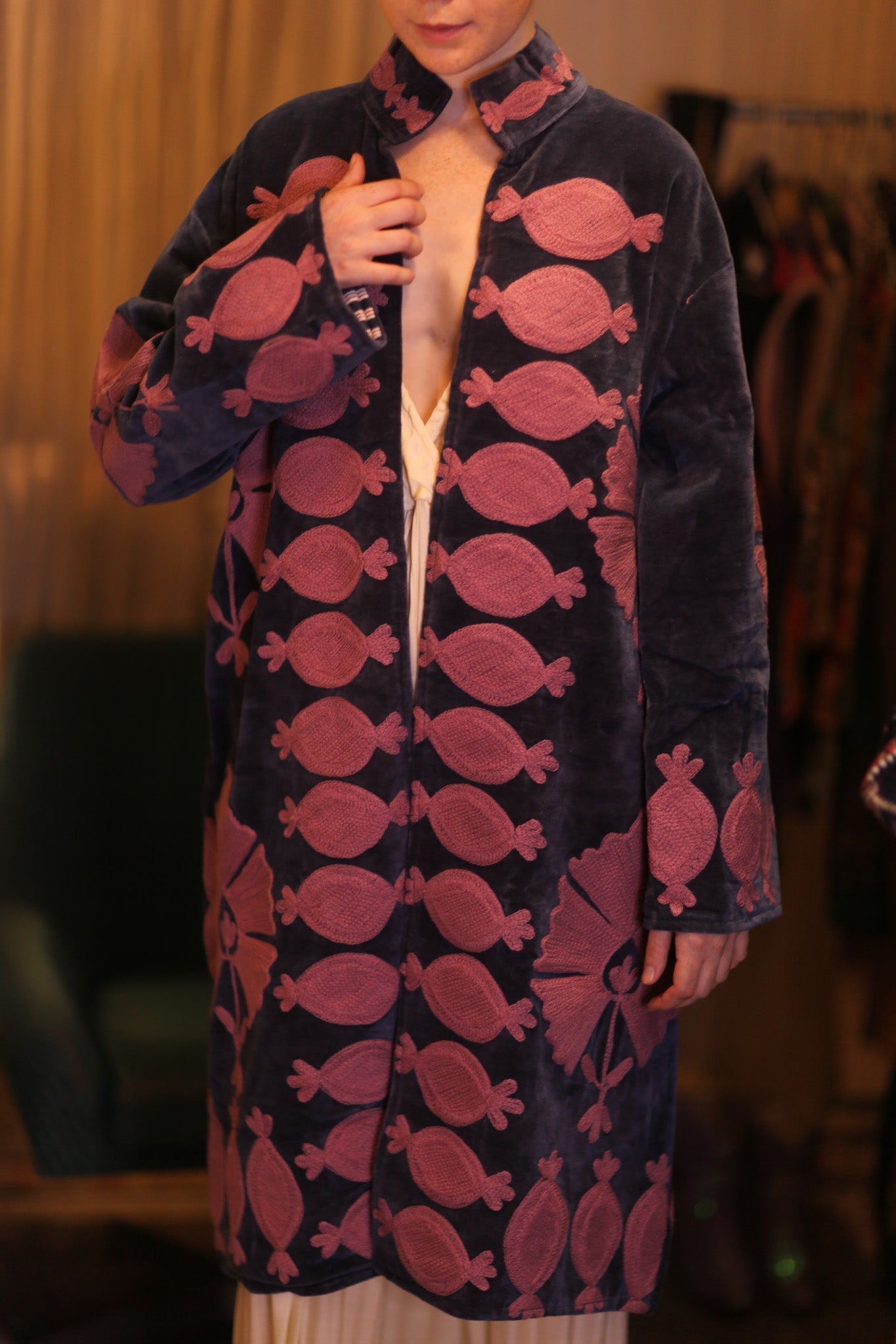 EMBROIDERED VELVET LONG COAT MISCHKA BAYDAR - MOMO STUDIO BERLIN - Berlin Concept Store - sustainable & ethical fashion