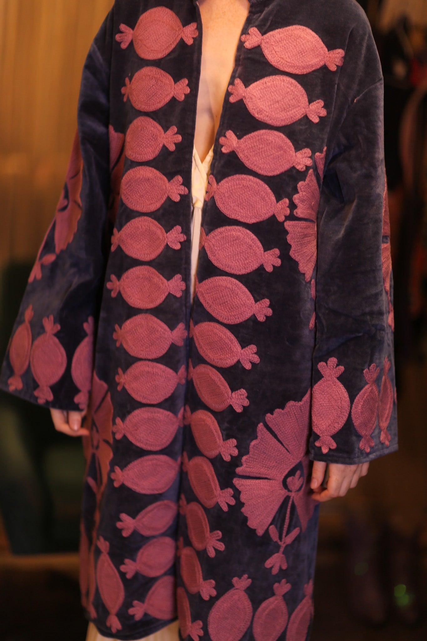 EMBROIDERED VELVET LONG COAT MISCHKA BAYDAR - MOMO STUDIO BERLIN - Berlin Concept Store - sustainable & ethical fashion