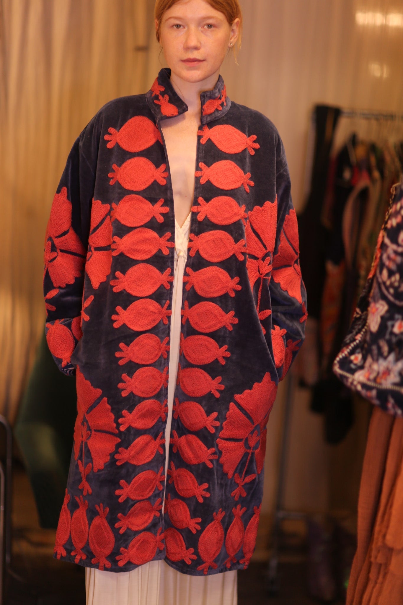 EMBROIDERED VELVET LONG COAT MISCHKA FAYE - MOMO STUDIO BERLIN - Berlin Concept Store - sustainable & ethical fashion