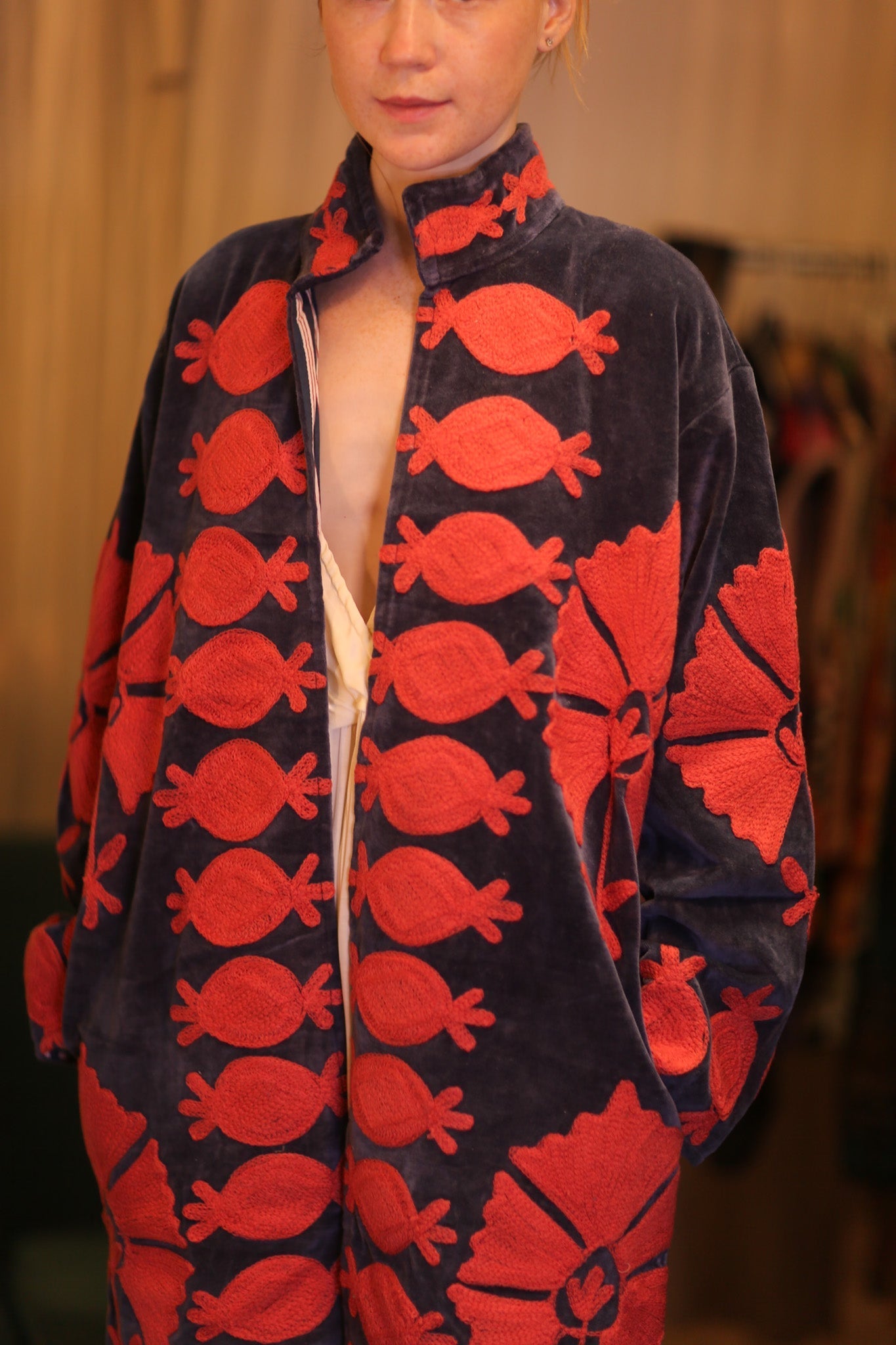 EMBROIDERED VELVET LONG COAT MISCHKA FAYE - MOMO STUDIO BERLIN - Berlin Concept Store - sustainable & ethical fashion