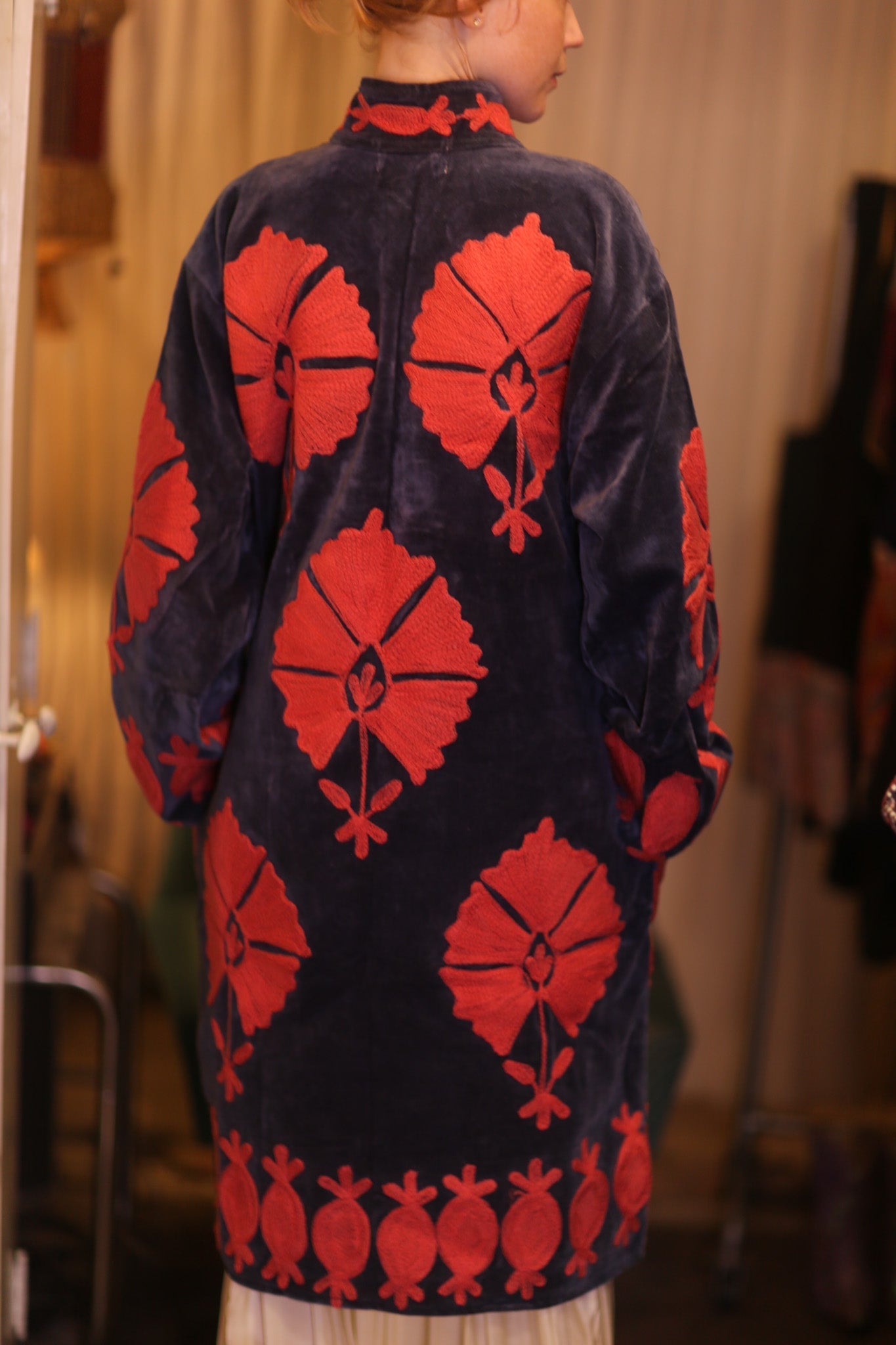 EMBROIDERED VELVET LONG COAT MISCHKA FAYE - MOMO STUDIO BERLIN - Berlin Concept Store - sustainable & ethical fashion