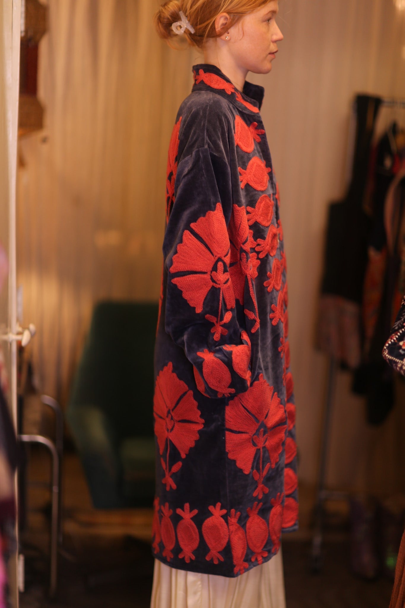 EMBROIDERED VELVET LONG COAT MISCHKA FAYE - MOMO STUDIO BERLIN - Berlin Concept Store - sustainable & ethical fashion