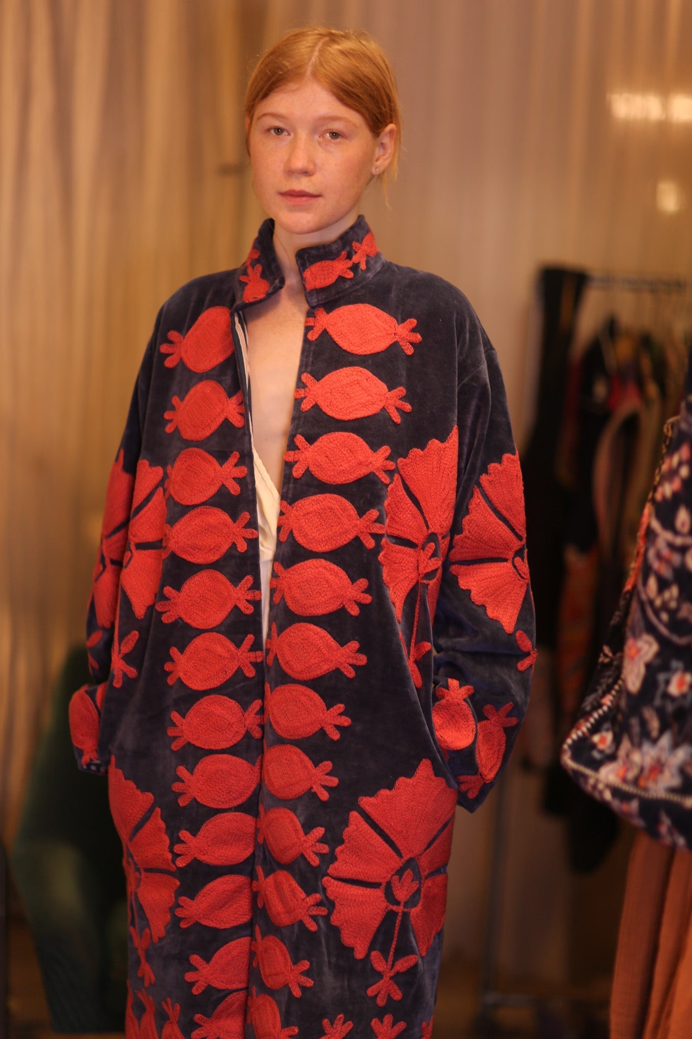 EMBROIDERED VELVET LONG COAT MISCHKA FAYE - MOMO STUDIO BERLIN - Berlin Concept Store - sustainable & ethical fashion