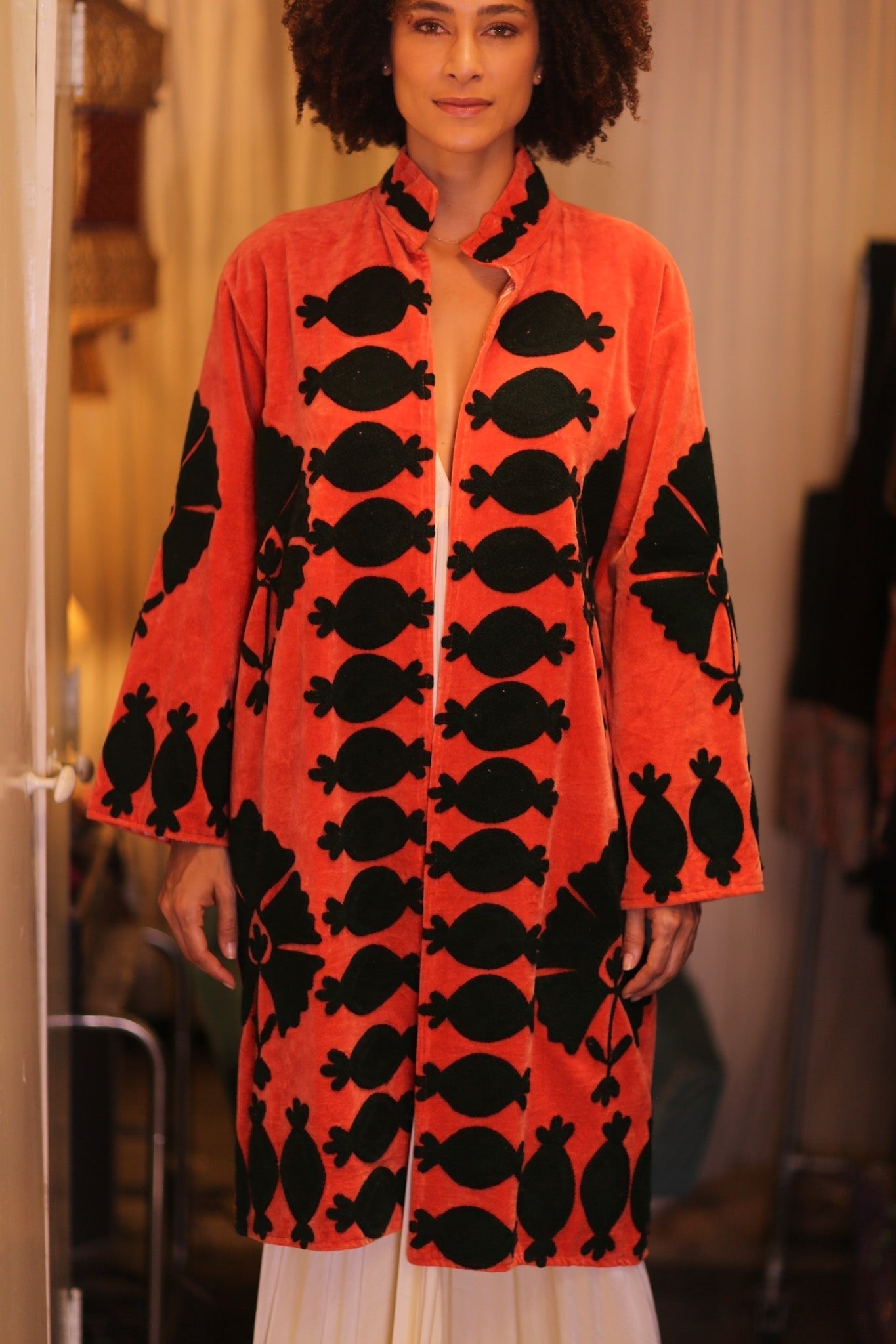 EMBROIDERED VELVET LONG COAT MISCHKA HONEY - MOMO STUDIO BERLIN - Berlin Concept Store - sustainable & ethical fashion