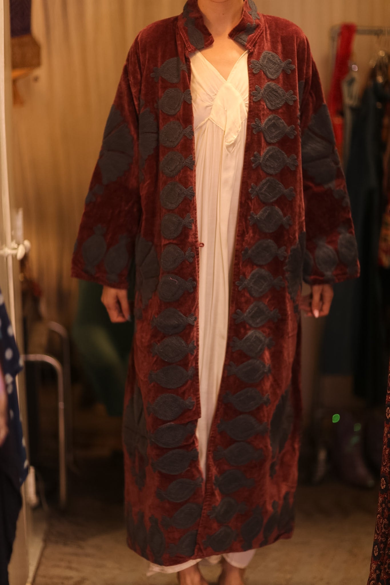 EMBROIDERED VELVET LONG COAT MISCHKA JIN - MOMO STUDIO BERLIN - Berlin Concept Store - sustainable & ethical fashion
