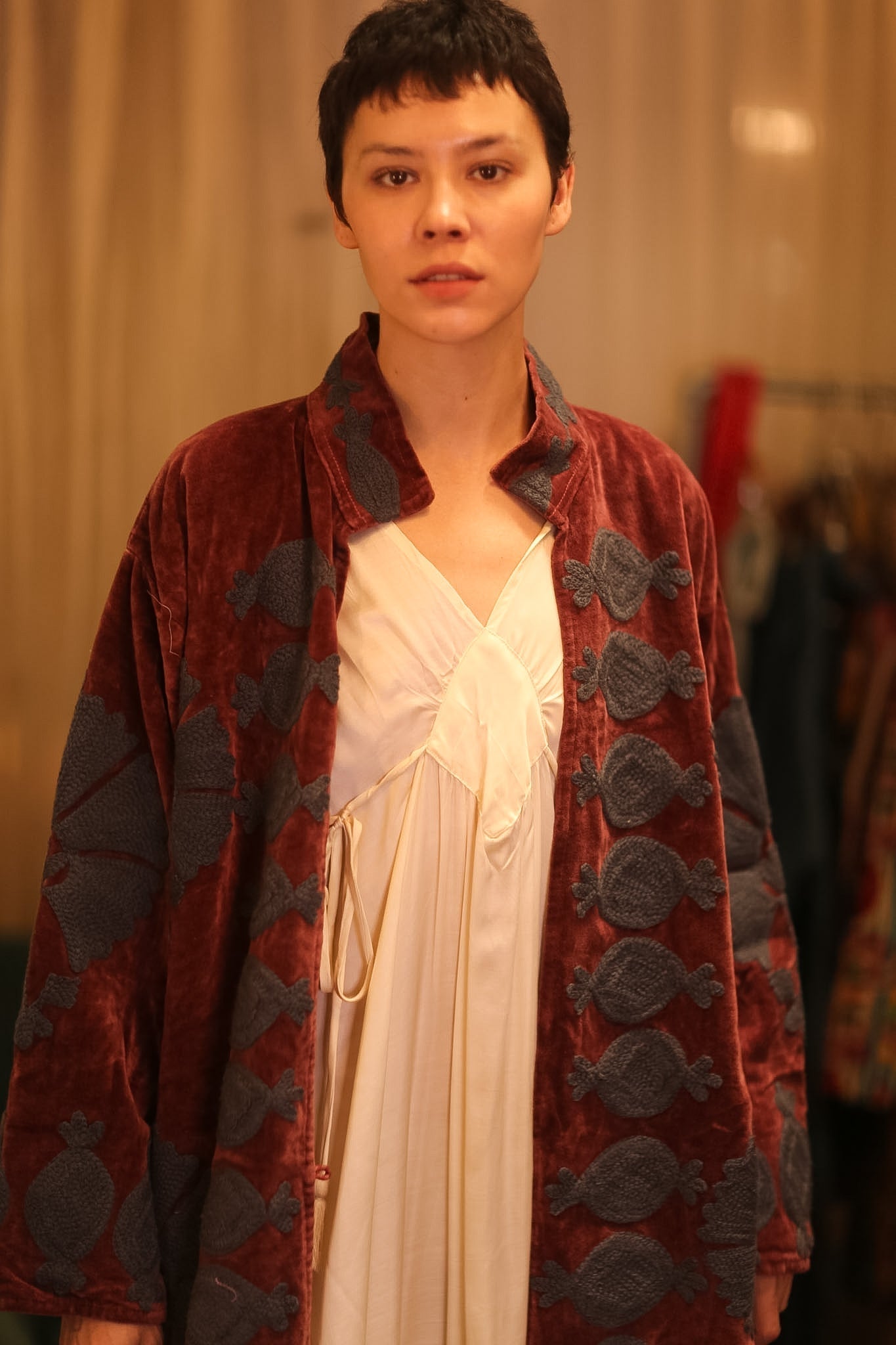 EMBROIDERED VELVET LONG COAT MISCHKA JIN - MOMO STUDIO BERLIN - Berlin Concept Store - sustainable & ethical fashion