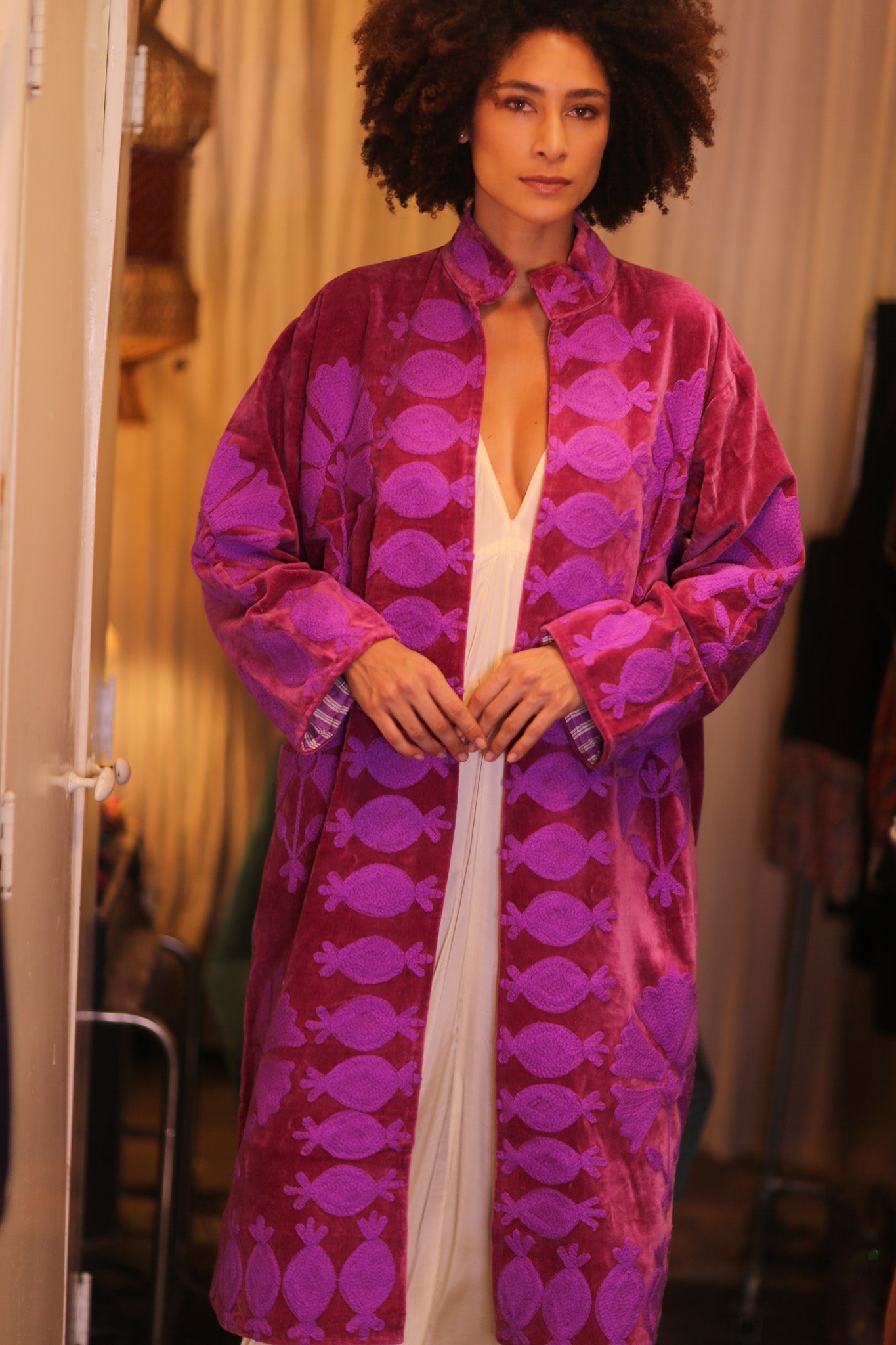 EMBROIDERED VELVET LONG COAT MISCHKA MAYA - MOMO STUDIO BERLIN - Berlin Concept Store - sustainable & ethical fashion