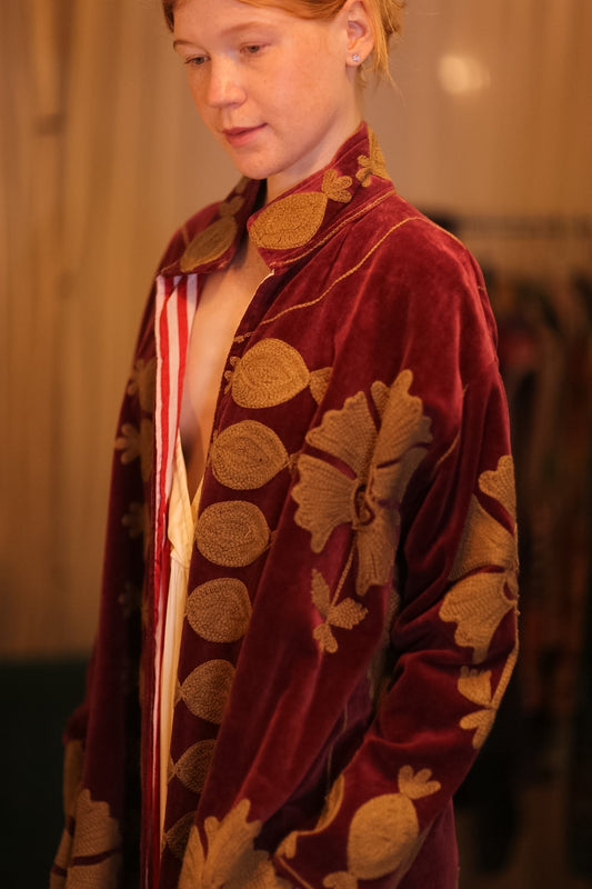 EMBROIDERED VELVET LONG COAT MISCHKA NFAI - MOMO STUDIO BERLIN - Berlin Concept Store - sustainable & ethical fashion