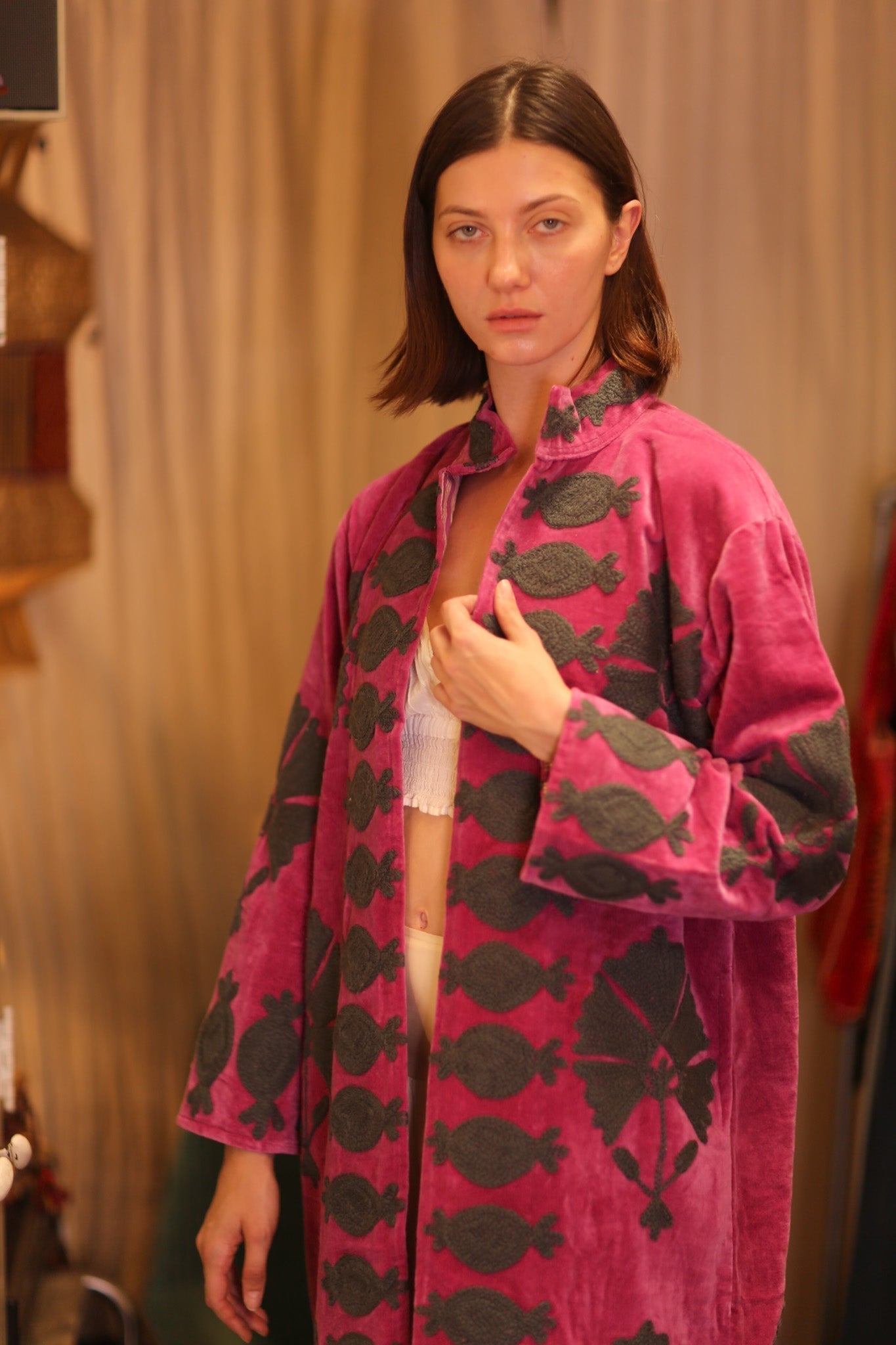 EMBROIDERED VELVET LONG COAT MISCHKA PEONY - MOMO STUDIO BERLIN - Berlin Concept Store - sustainable & ethical fashion