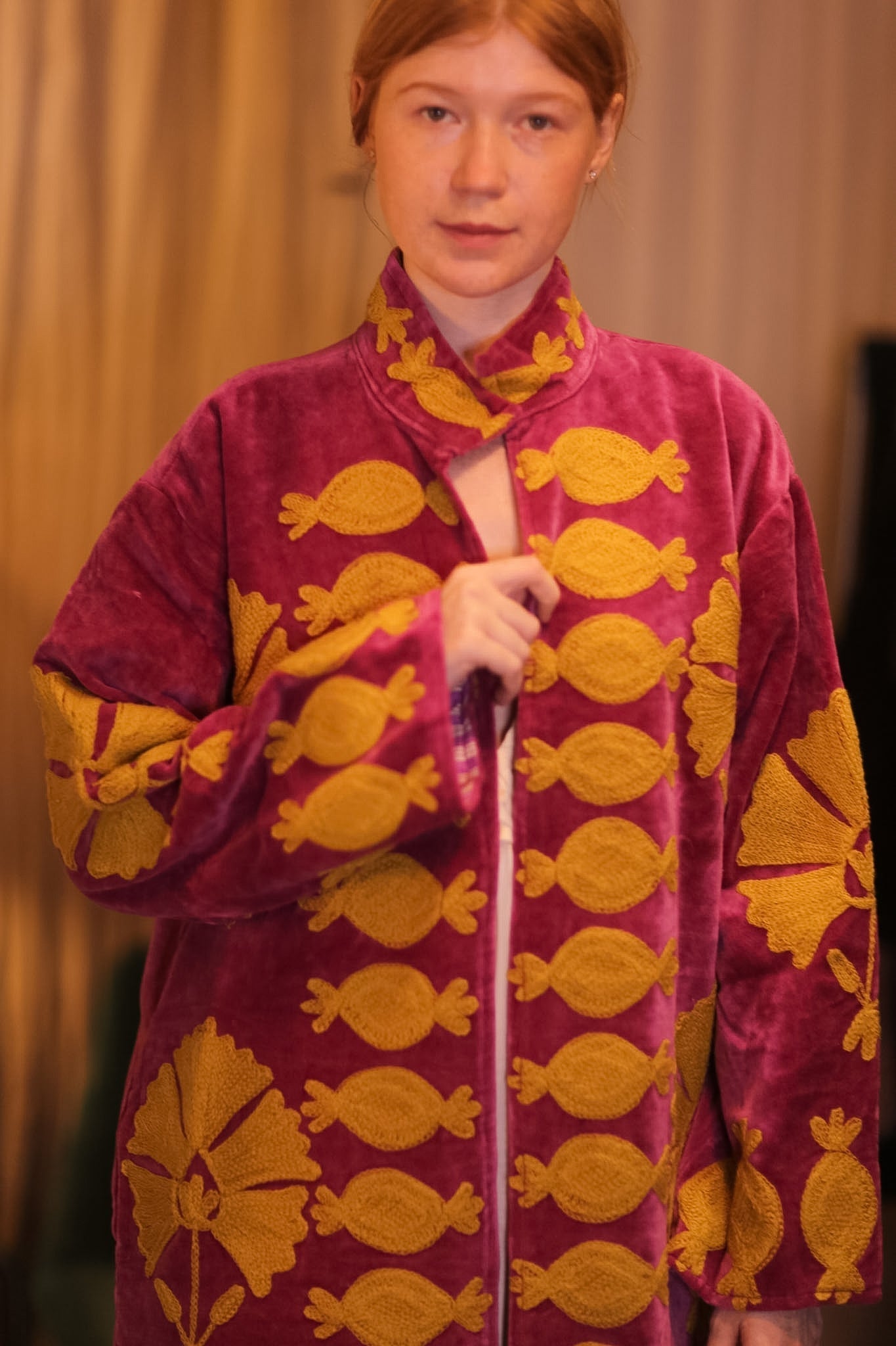 EMBROIDERED VELVET LONG COAT MISCHKA SHWEPAN - MOMO STUDIO BERLIN - Berlin Concept Store - sustainable & ethical fashion