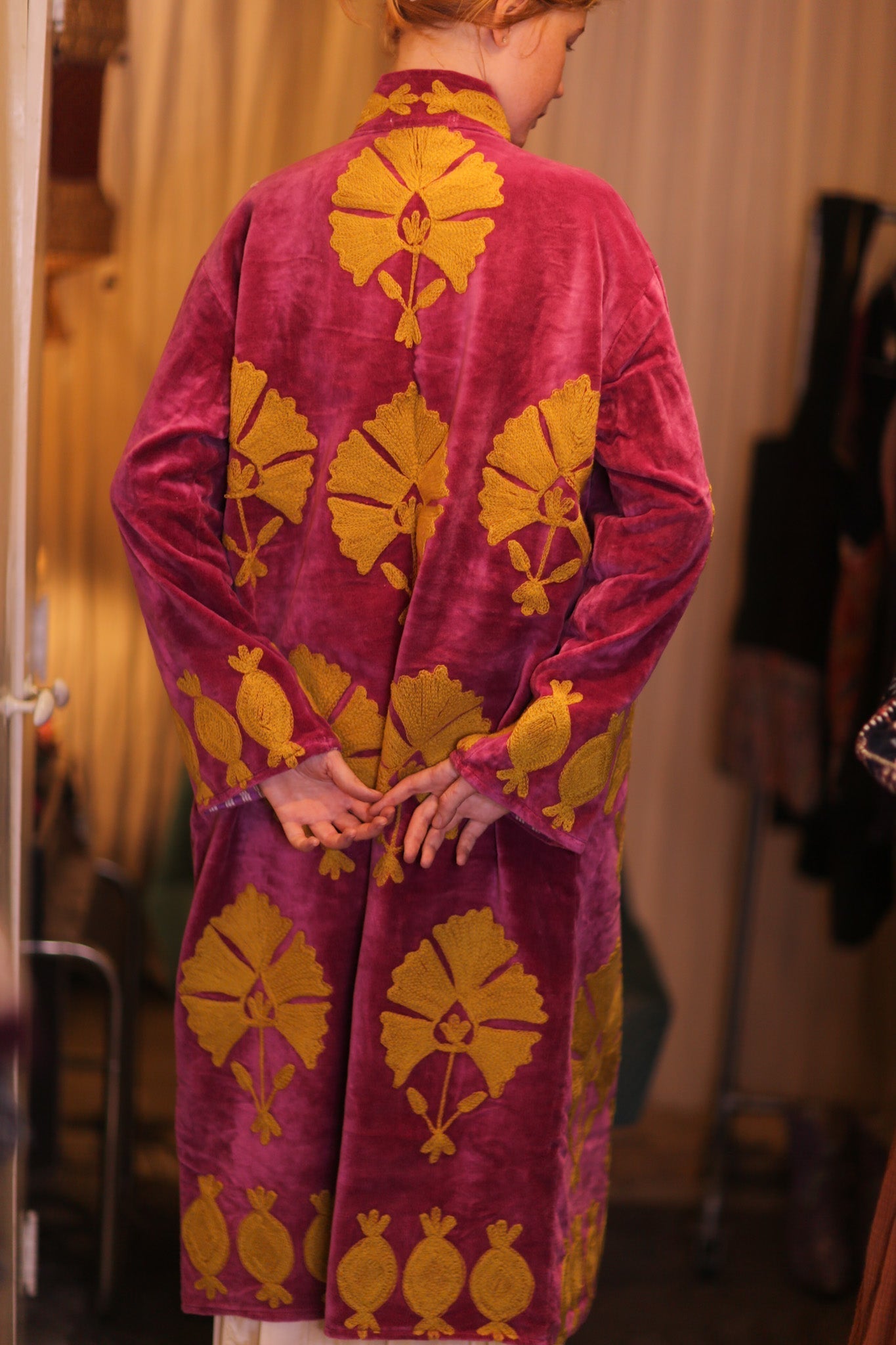 EMBROIDERED VELVET LONG COAT MISCHKA SHWEPAN - MOMO STUDIO BERLIN - Berlin Concept Store - sustainable & ethical fashion