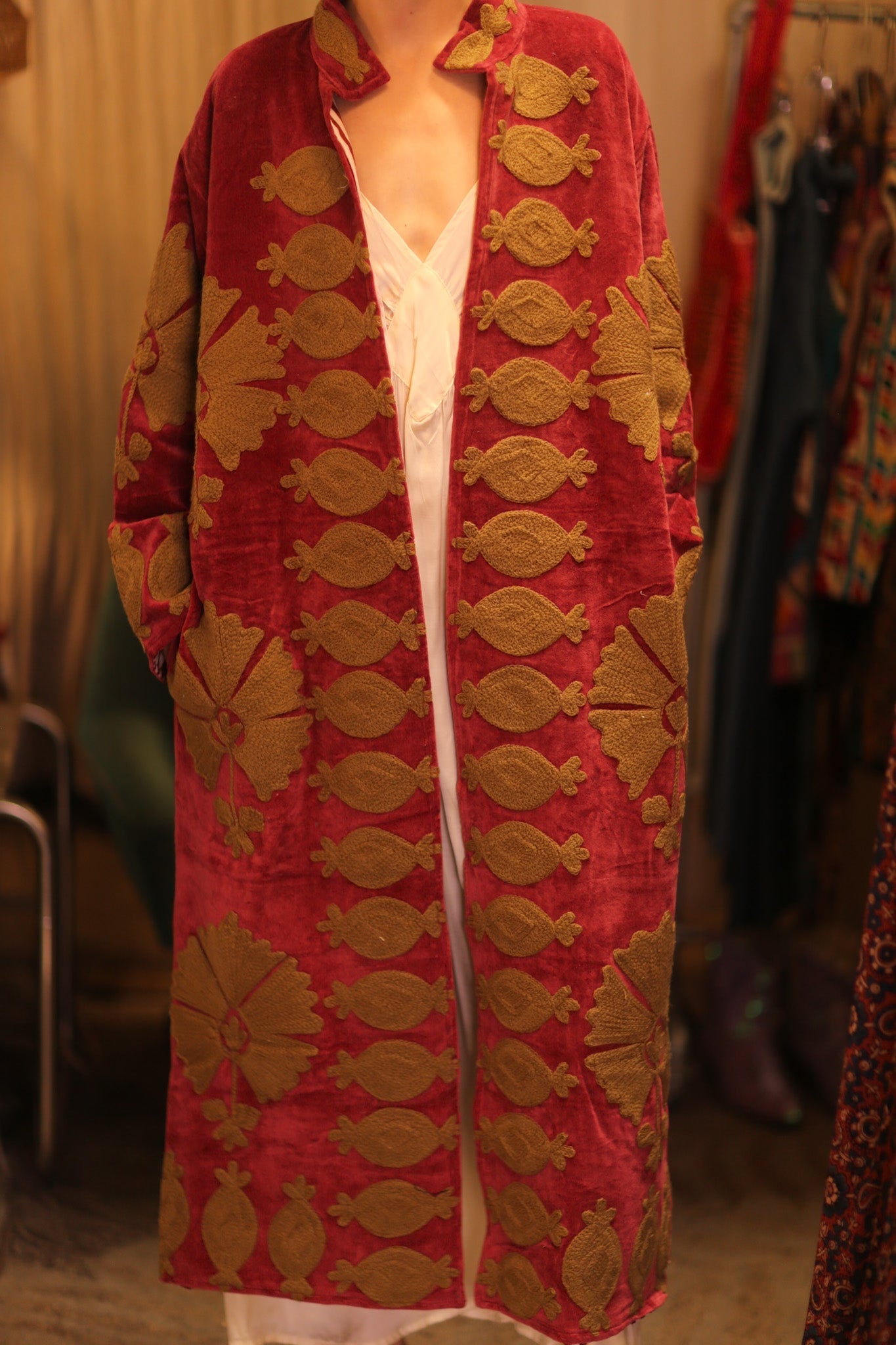 EMBROIDERED VELVET LONG JACKET MISCHKA NMIM - MOMO STUDIO BERLIN - Berlin Concept Store - sustainable & ethical fashion