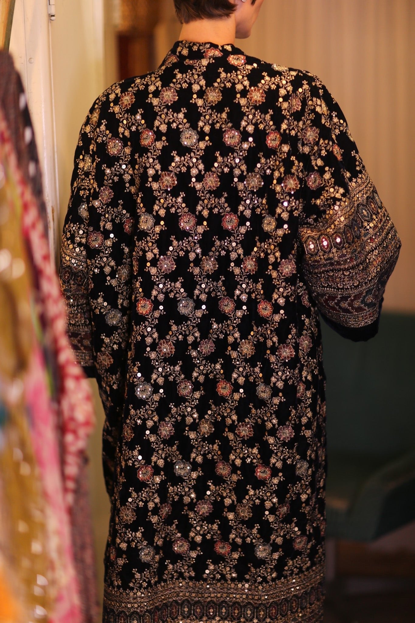 EMBROIDERED VELVET LONG KIMONO MINOSCH - MOMO STUDIO BERLIN - Berlin Concept Store - sustainable & ethical fashion