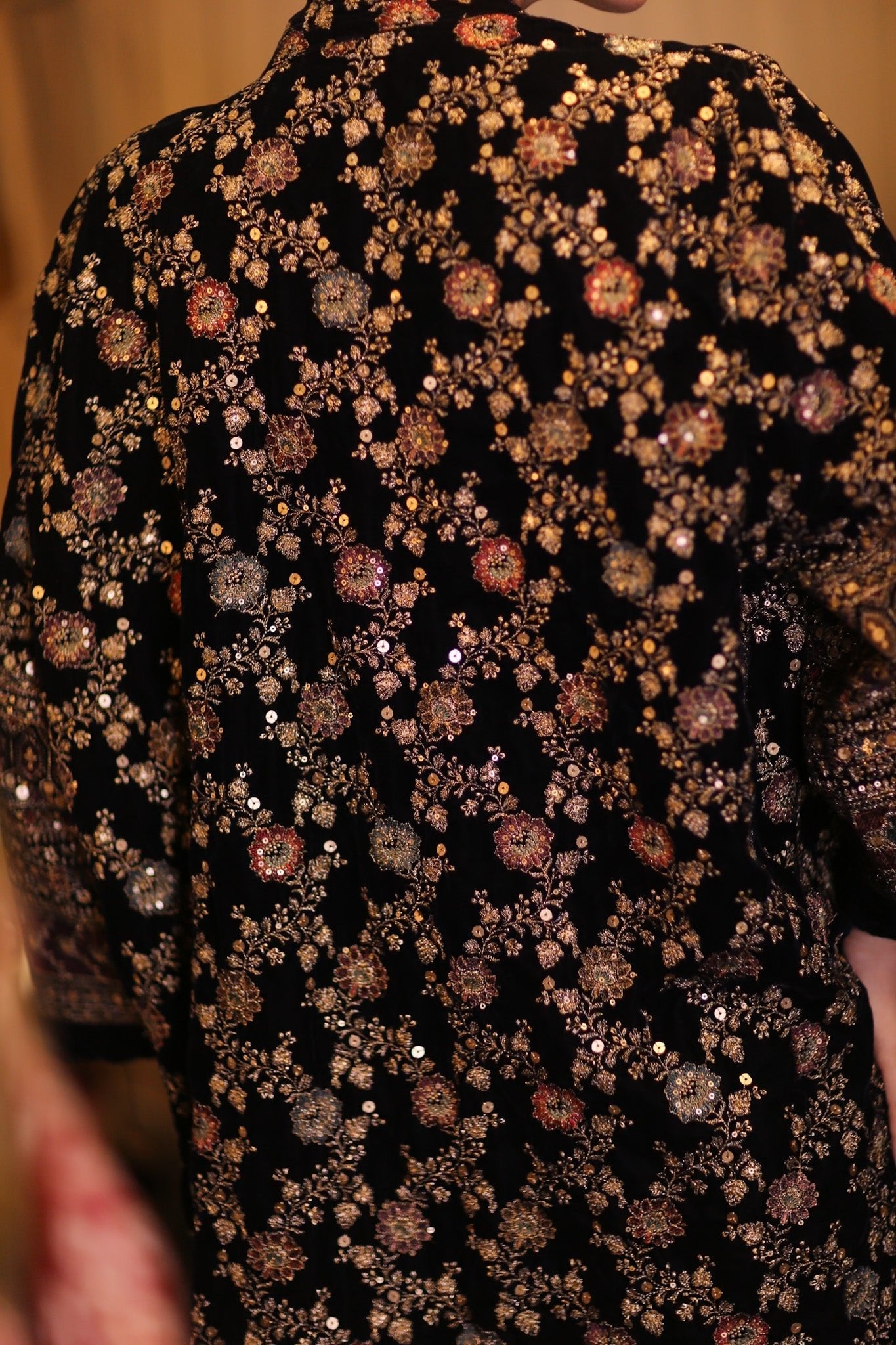 EMBROIDERED VELVET LONG KIMONO MINOSCH - MOMO STUDIO BERLIN - Berlin Concept Store - sustainable & ethical fashion