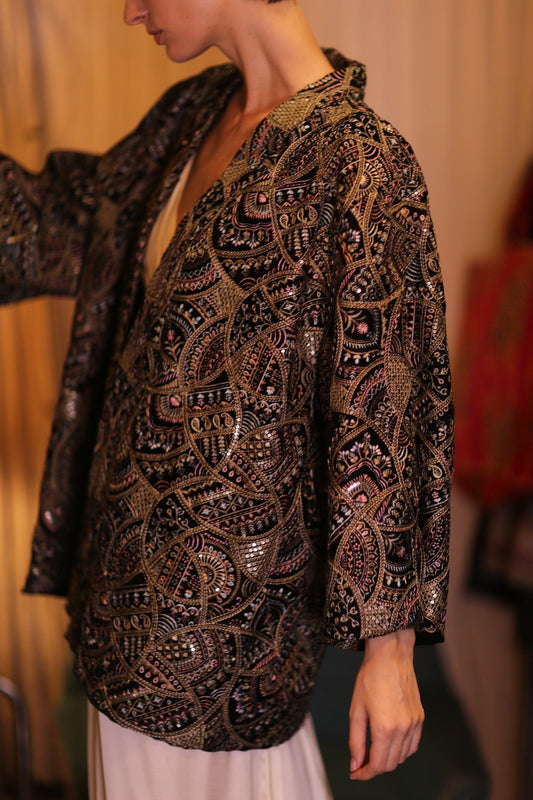 EMBROIDERED VELVET SHORT KIMONO GLODEN - MOMO STUDIO BERLIN - Berlin Concept Store - sustainable & ethical fashion