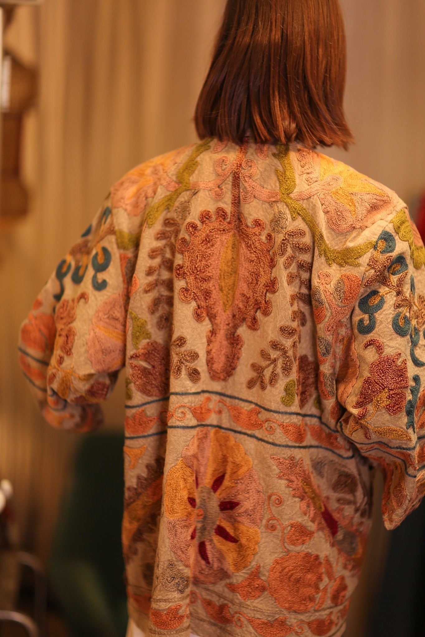 EMBROIDERED VELVET SHORT KIMONO MONTY LULU - MOMO STUDIO BERLIN - Berlin Concept Store - sustainable & ethical fashion