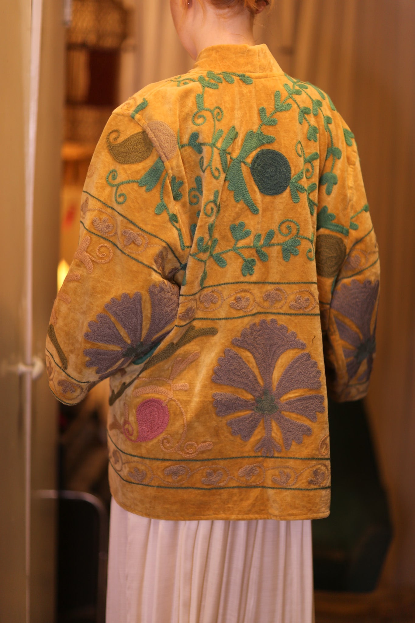 EMBROIDERED VELVET SHORT KIMONO MONTY SHOON - MOMO STUDIO BERLIN - Berlin Concept Store - sustainable & ethical fashion