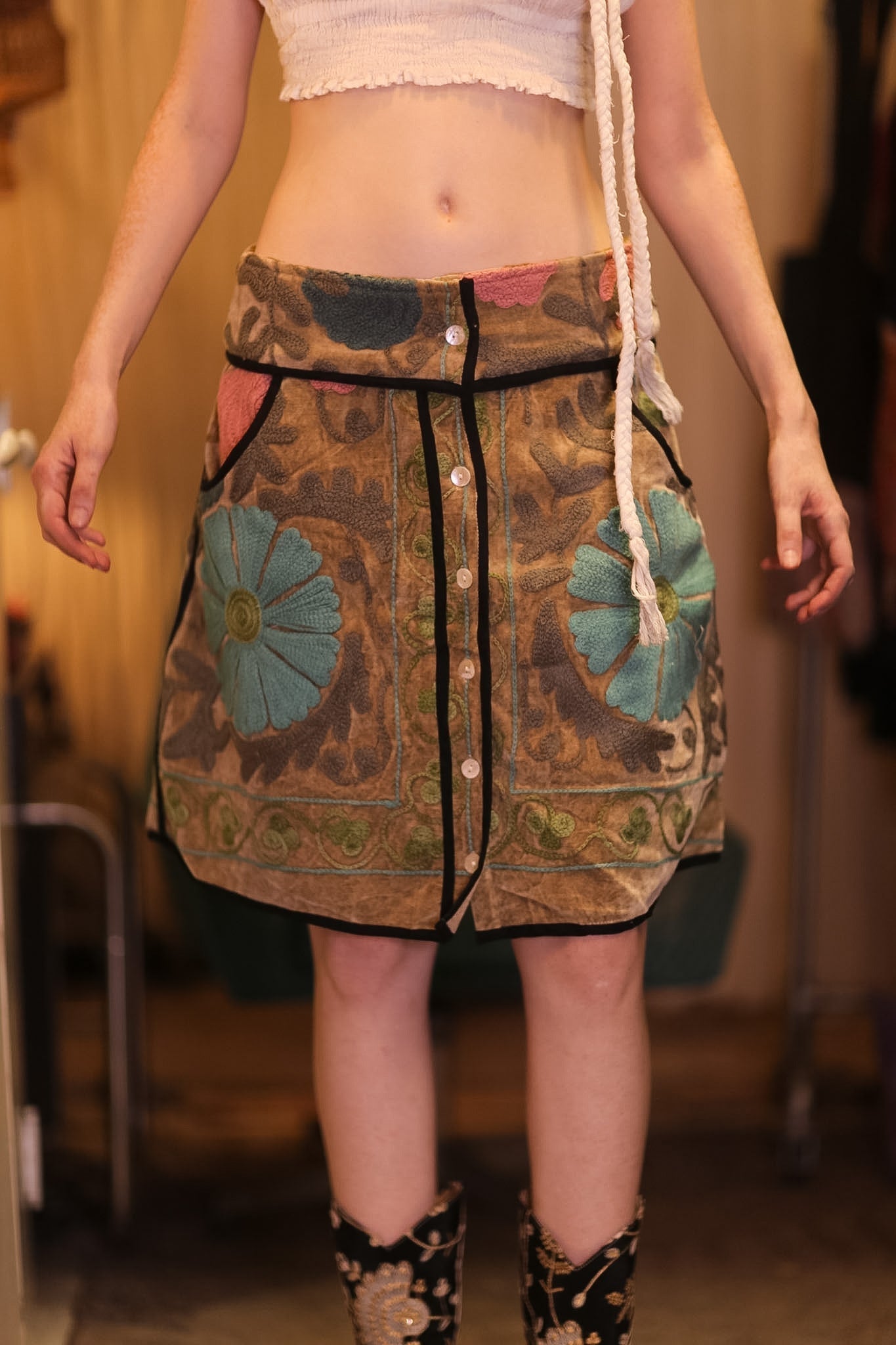 EMBROIDERED VELVET SKIRT ASTER - MOMO STUDIO BERLIN - Berlin Concept Store - sustainable & ethical fashion