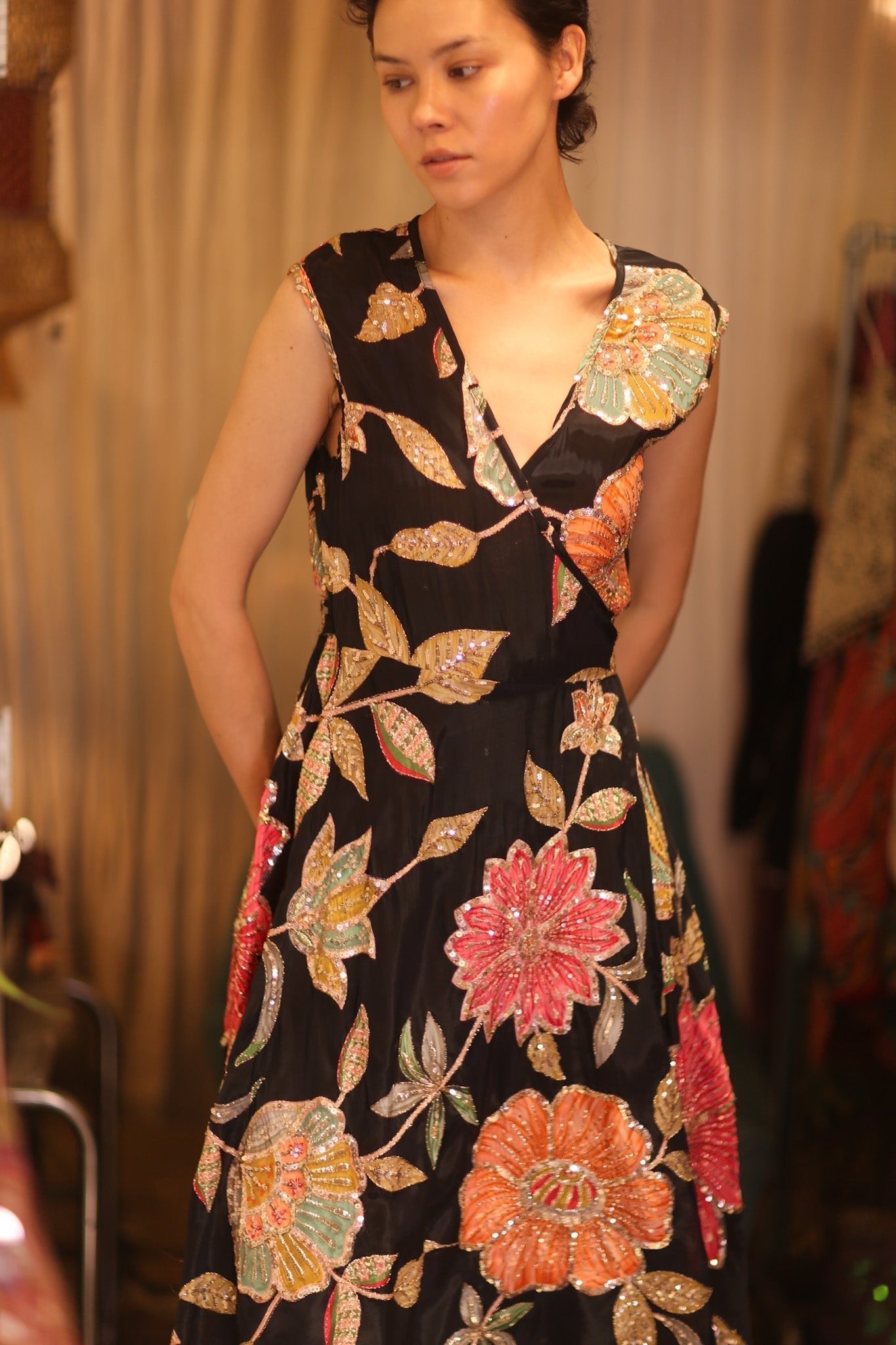 EMBROIDERED WARP SILK DRESS GABRIELE SHONE - MOMO STUDIO BERLIN - Berlin Concept Store - sustainable & ethical fashion