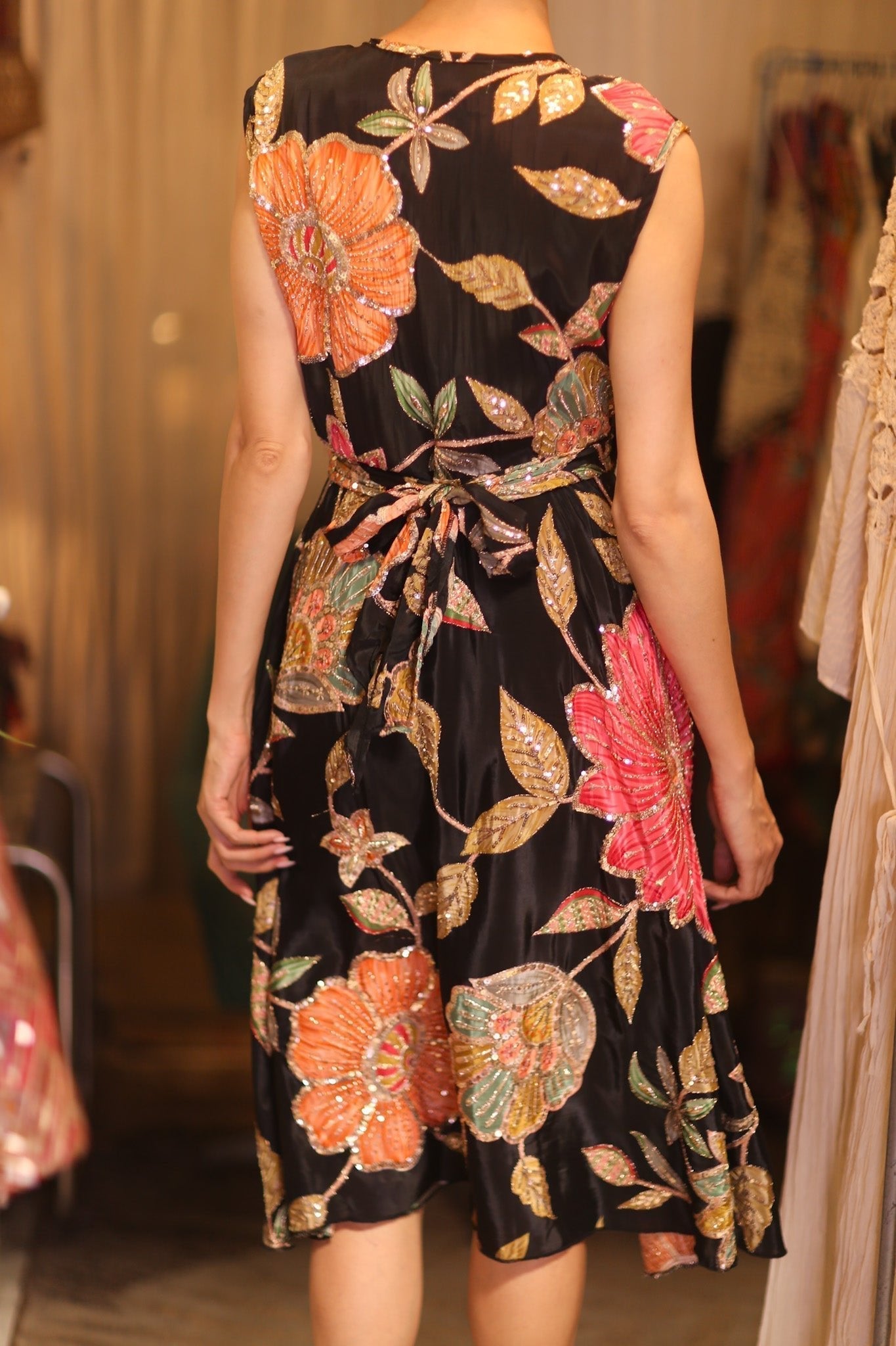 EMBROIDERED WARP SILK DRESS GABRIELE SHONE - MOMO STUDIO BERLIN - Berlin Concept Store - sustainable & ethical fashion