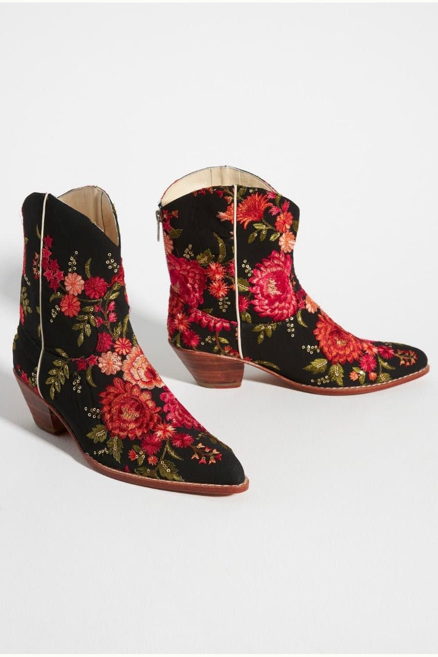 EMBROIDERED WESTERN BOOTS LEILA - MOMO STUDIO BERLIN - Berlin Concept Store - sustainable & ethical fashion