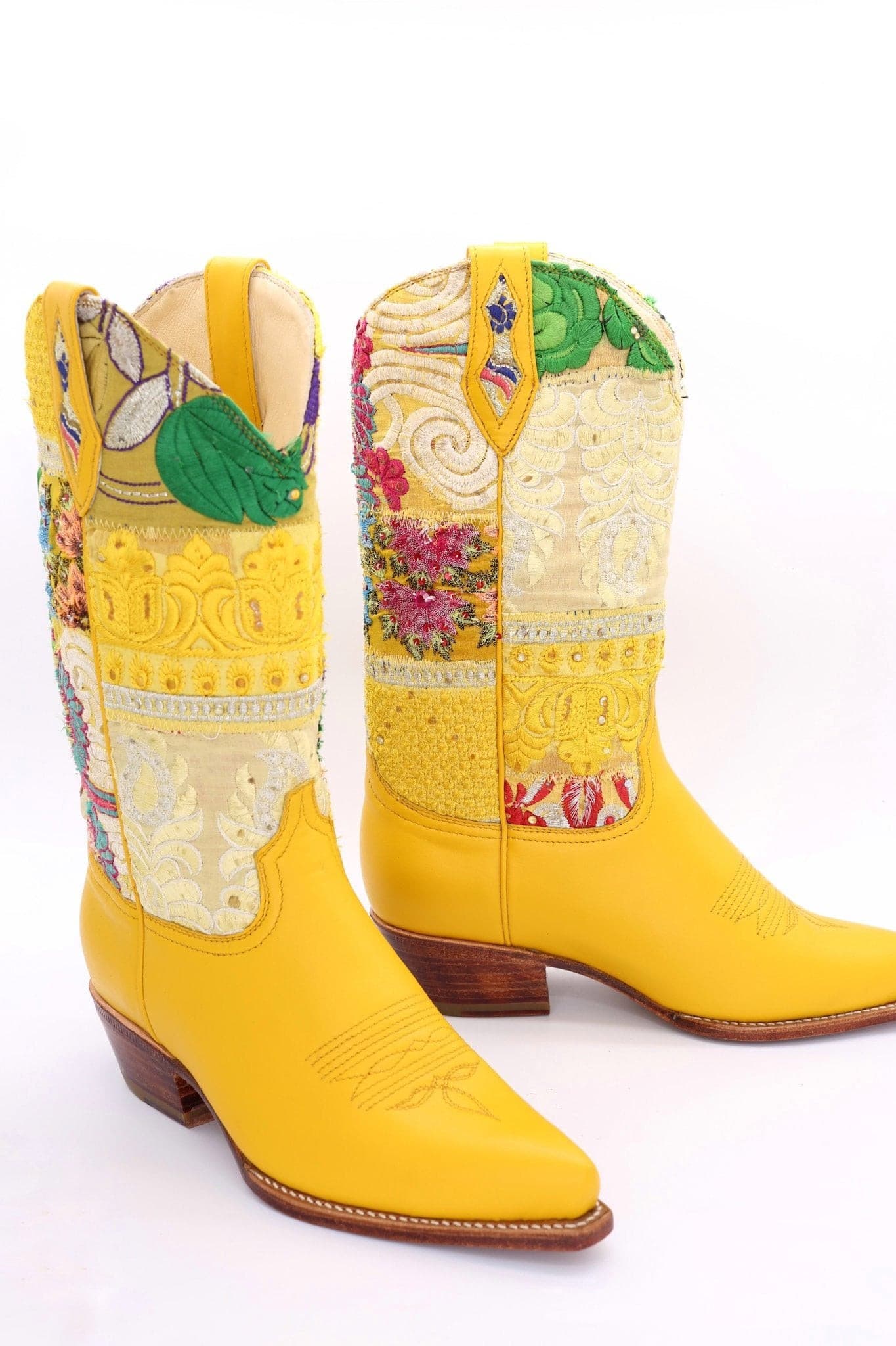 EMBROIDERED WESTERN BOOTS MARLA YELLOW - MOMO STUDIO BERLIN - Berlin Concept Store - sustainable & ethical fashion