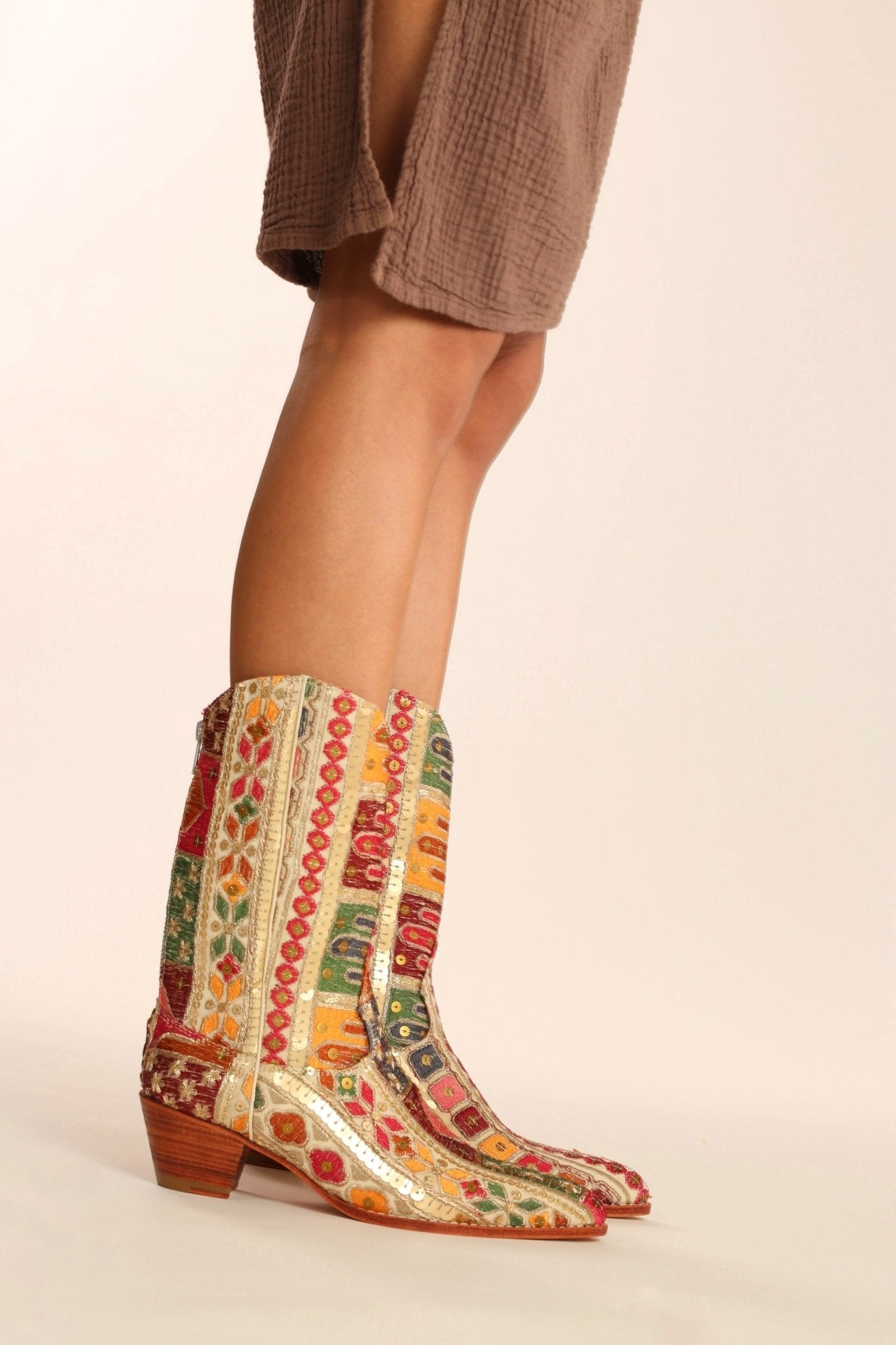 EMBROIDERED WESTERN BOOTS SILK LAFATA - MOMO STUDIO BERLIN - Berlin Concept Store - sustainable & ethical fashion