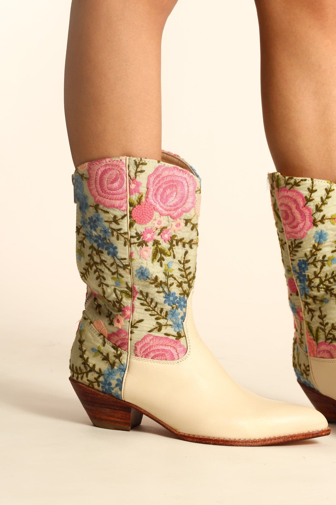 EMBROIDERED WESTERN FABRIC BOOTS WANISA - MOMO STUDIO BERLIN - Berlin Concept Store - sustainable & ethical fashion