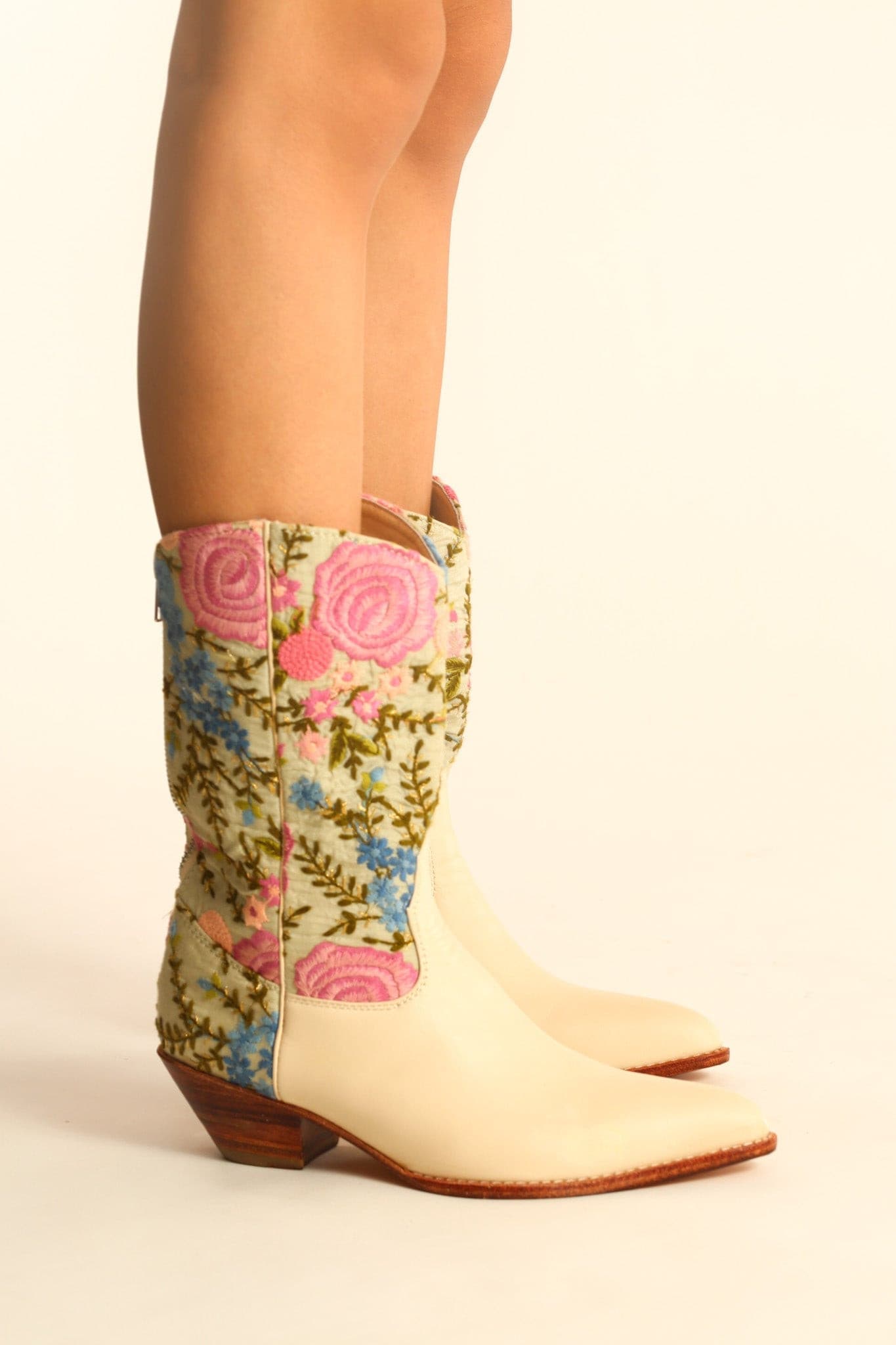 EMBROIDERED WESTERN FABRIC BOOTS WANISA - MOMO STUDIO BERLIN - Berlin Concept Store - sustainable & ethical fashion