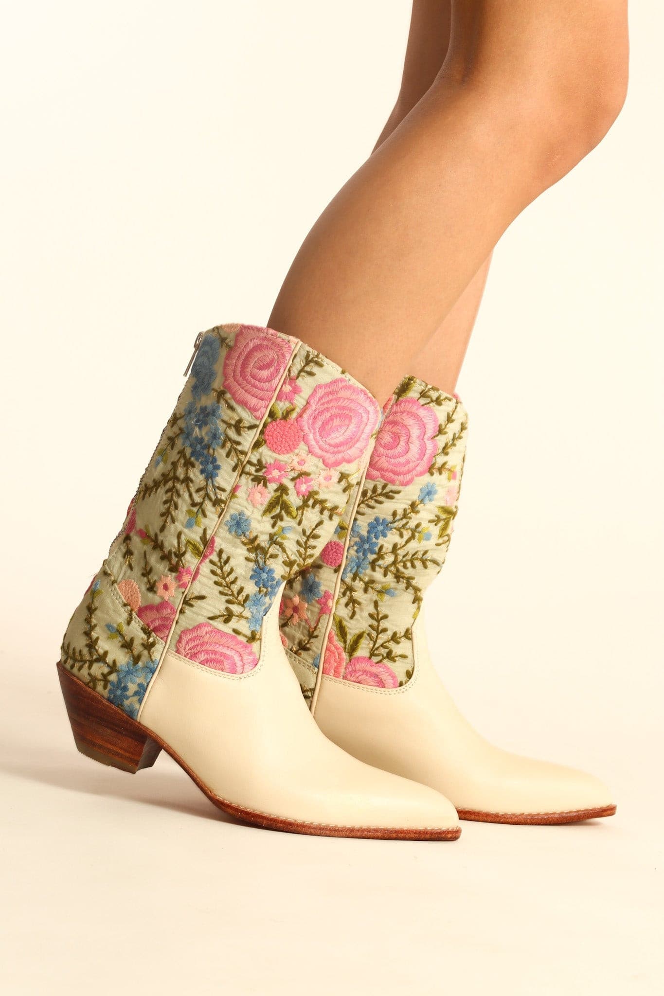 EMBROIDERED WESTERN FABRIC BOOTS WANISA - MOMO STUDIO BERLIN - Berlin Concept Store - sustainable & ethical fashion